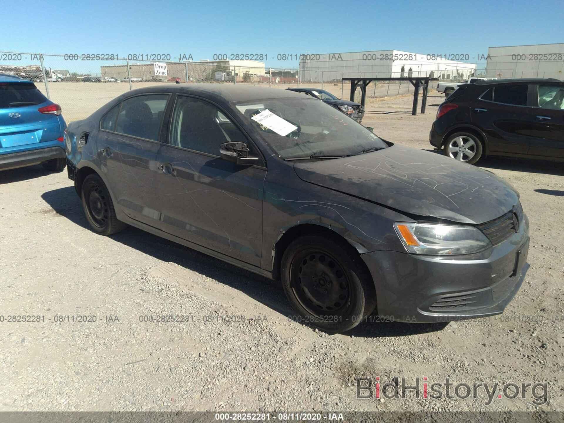 Photo 3VWD17AJ6EM270978 - VOLKSWAGEN JETTA SEDAN 2014