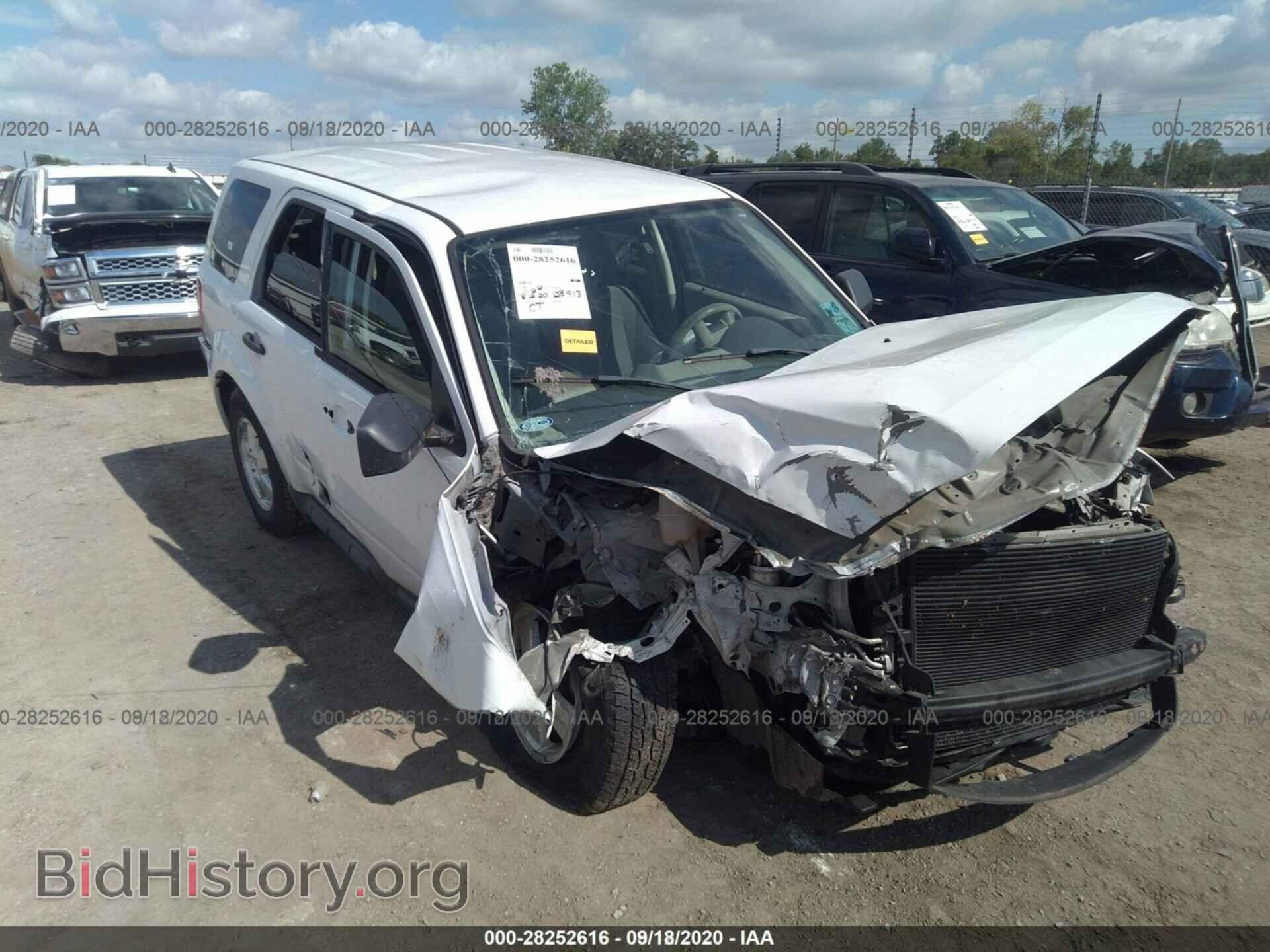 2012 FORD ESCAPE - VIN: 1FMCU0C72CKB93475 - Фото 12