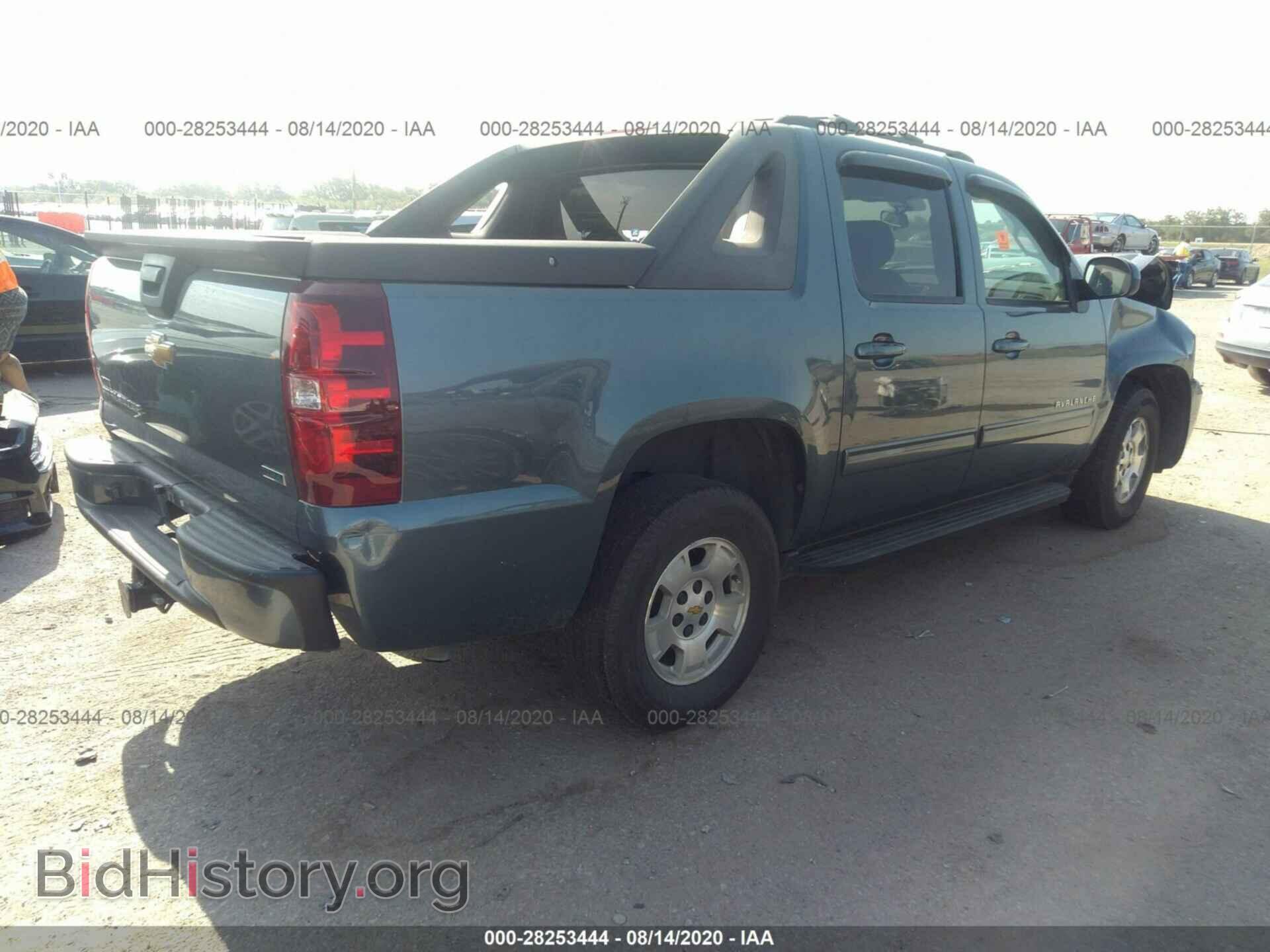 2011 CHEVROLET AVALANCHE - VIN: 3GNMCEE0XBG168099 - Фото 4