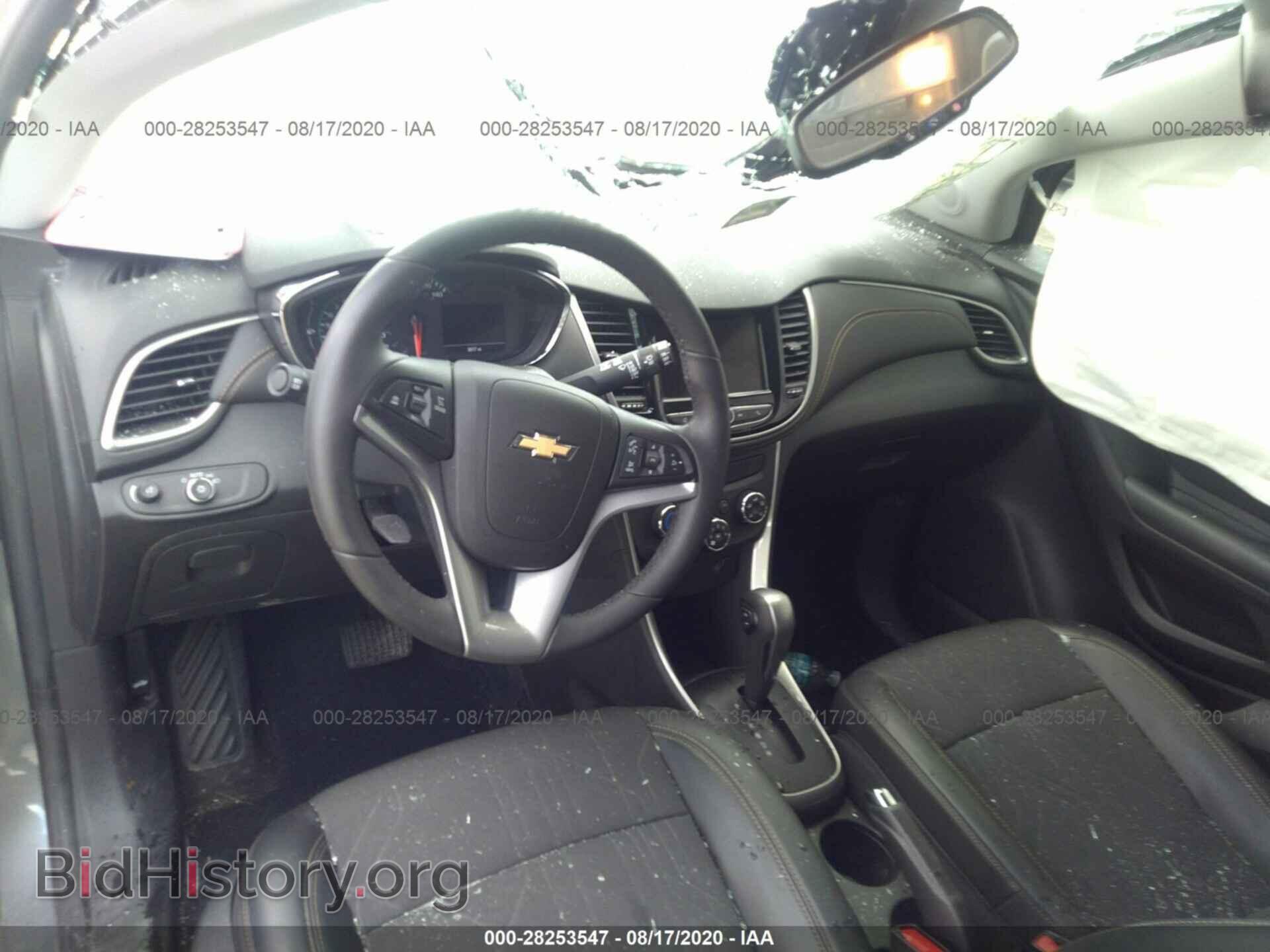 2019 CHEVROLET TRAX - VIN: KL7CJLSBXKB930700 - Photo 5