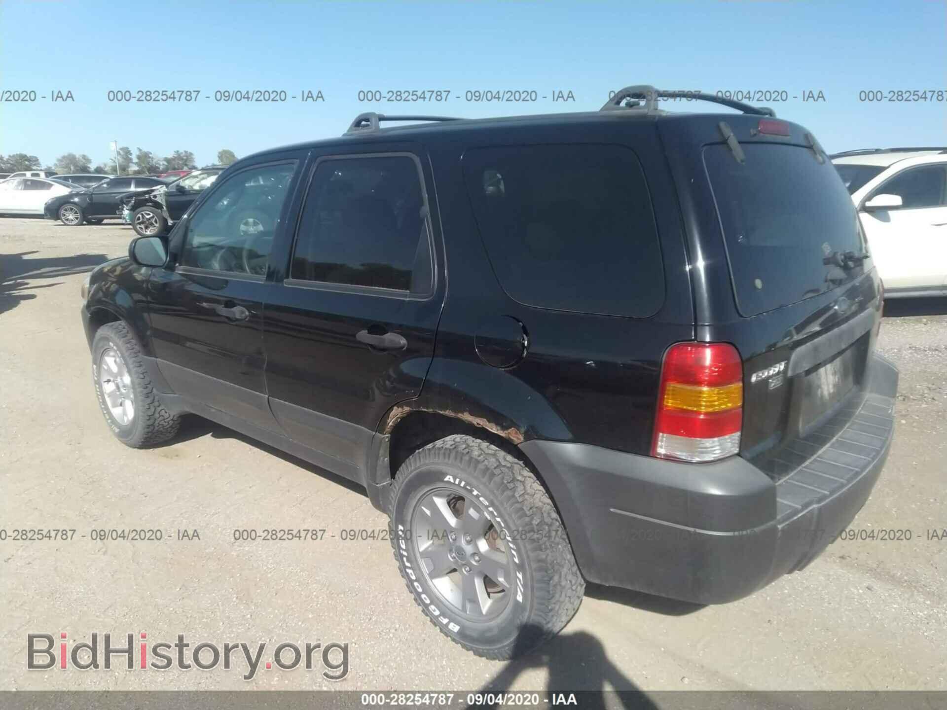 2005 FORD ESCAPE - VIN: 1FMYU93115KA03593 - Фото 3