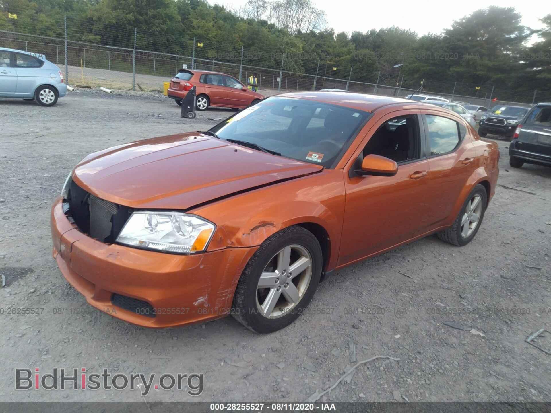 2011 DODGE AVENGER - VIN: 1B3BD1FB3BN621879 - Фото 2
