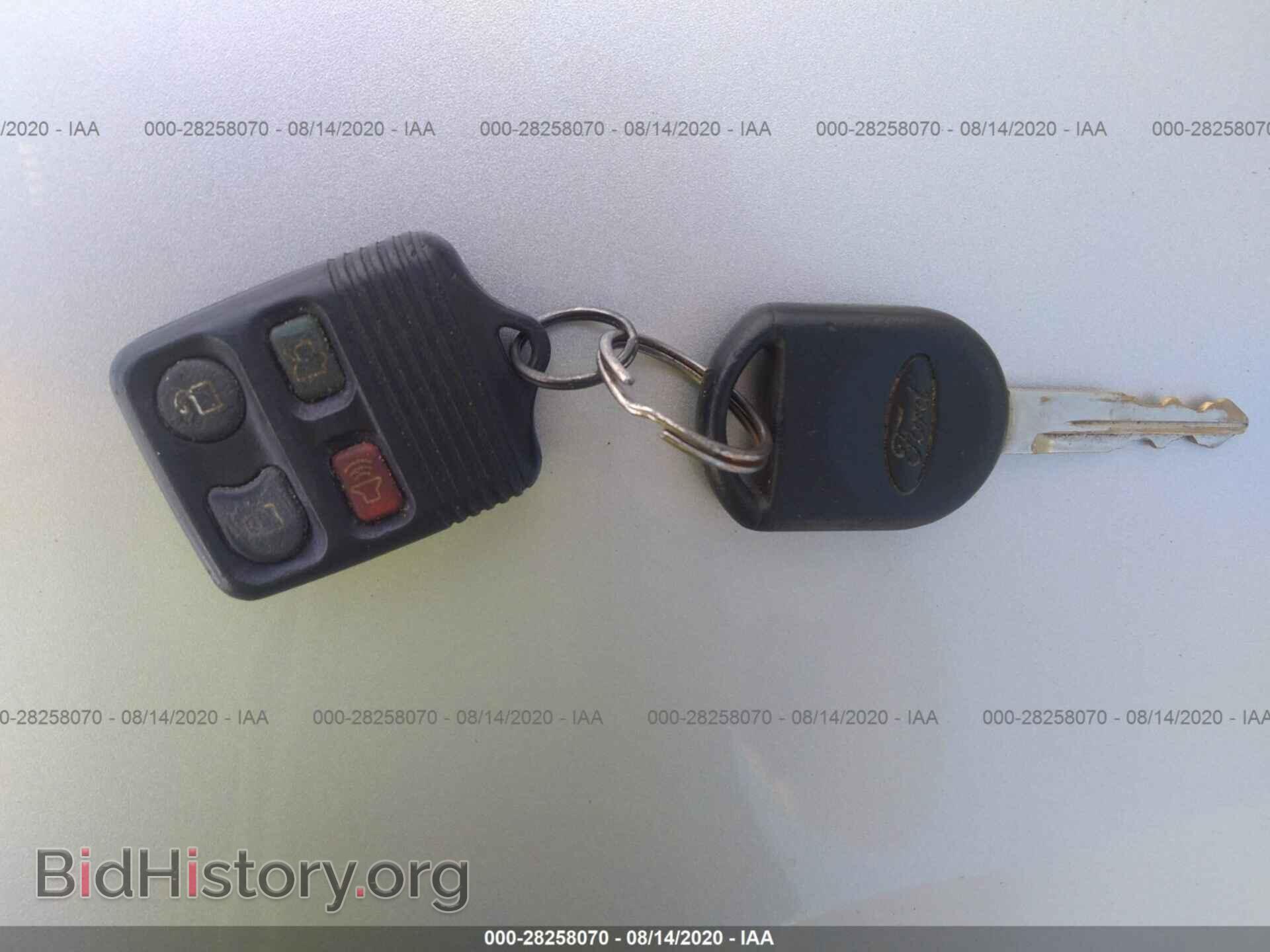 2010 FORD FOCUS - VIN: 1FAHP3DN9AW109096 - Фото 11