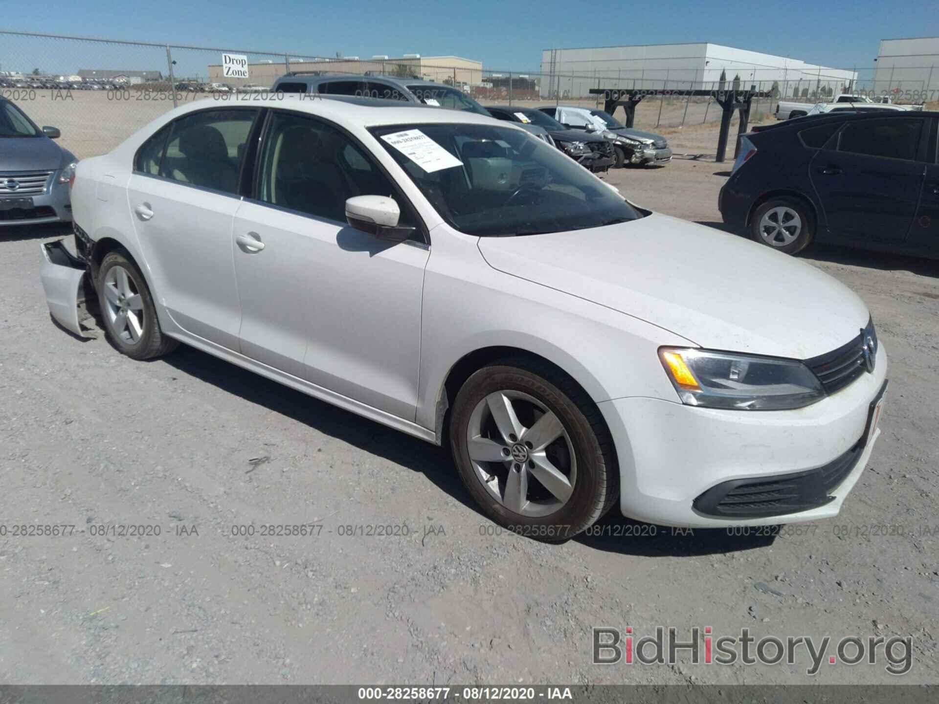 Photo 3VWLL7AJ0EM361511 - VOLKSWAGEN JETTA SEDAN 2014