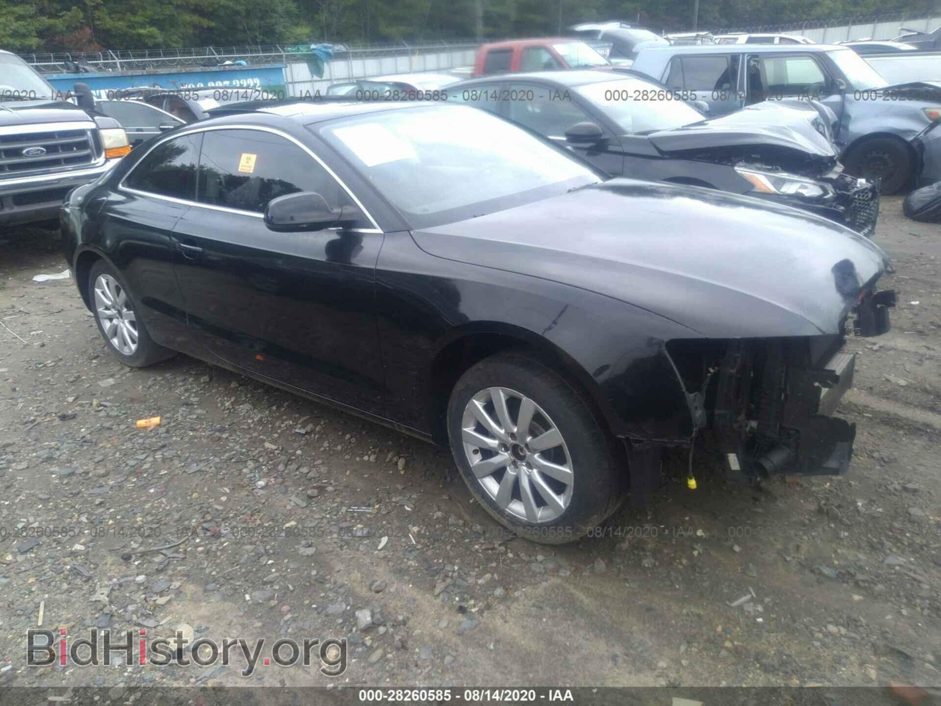 Photo WAUCFAFR4BA024092 - AUDI A5 2011