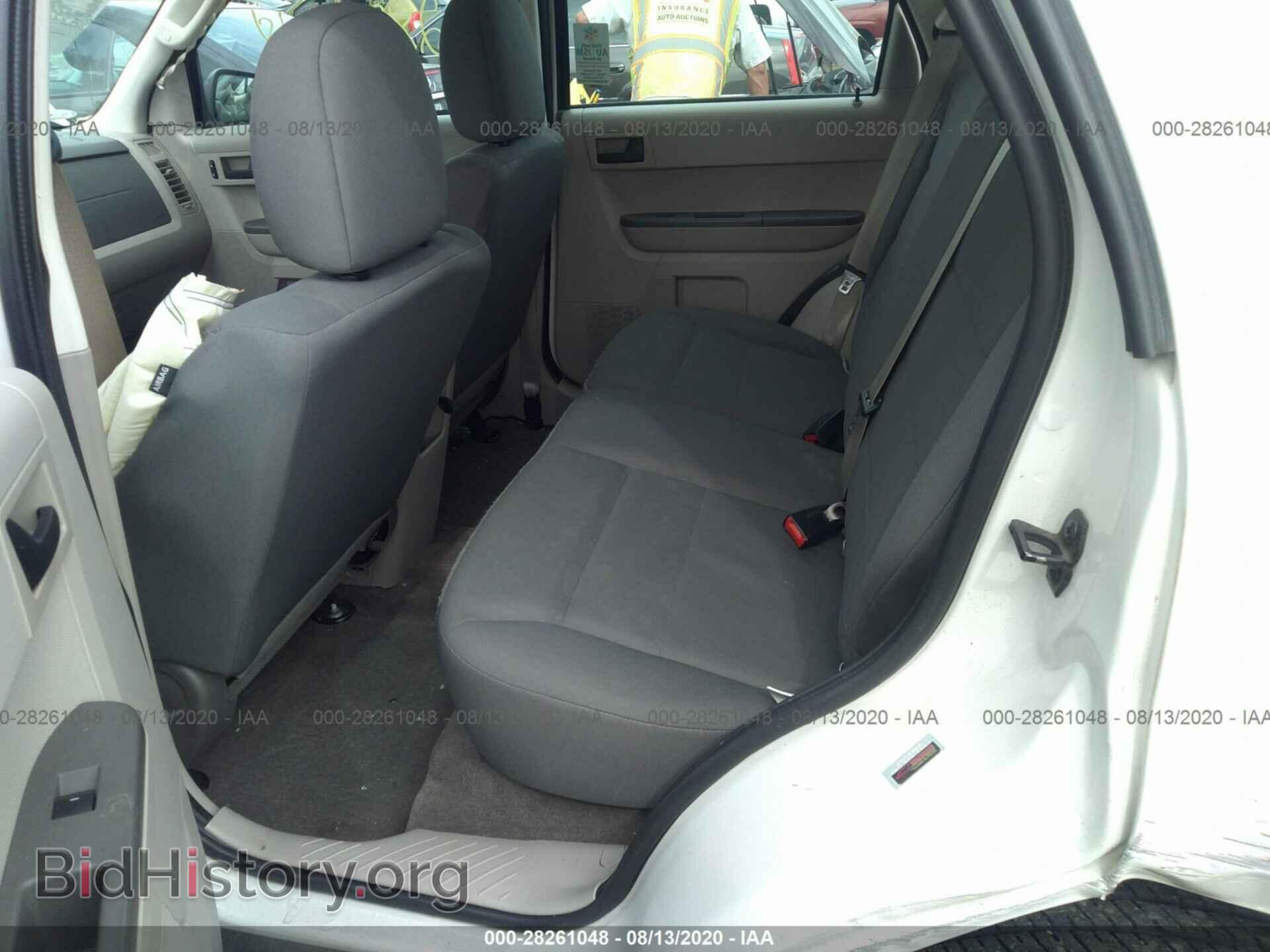 2011 FORD ESCAPE - VIN: 1FMCU0C76BKB22004 - Фото 8
