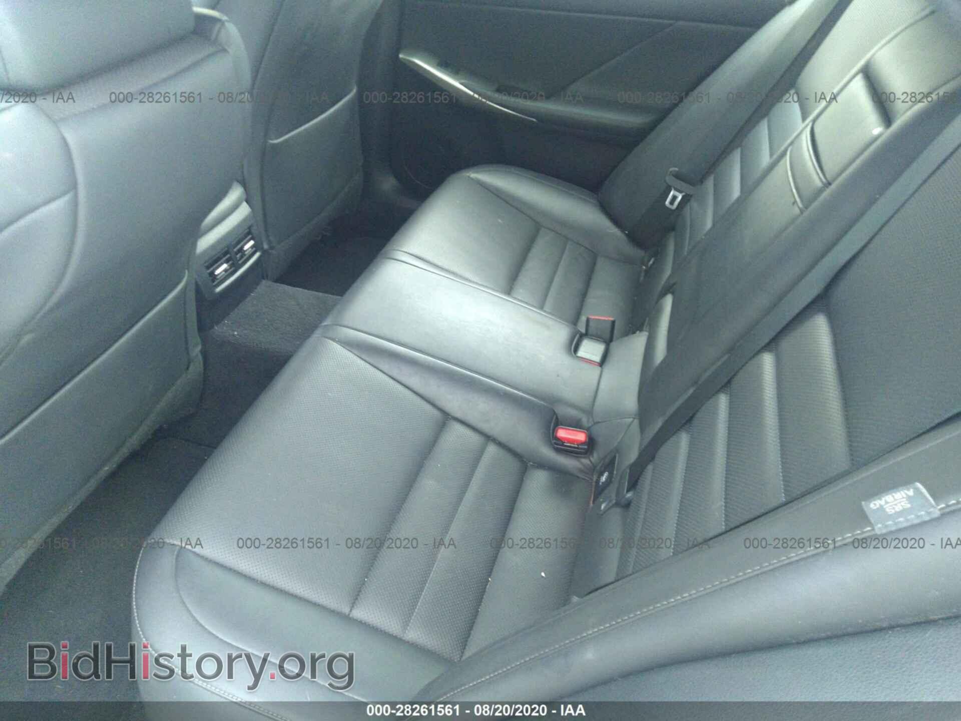 2016 LEXUS IS 200T - VIN: JTHBA1D28G5004400 - Фото 8