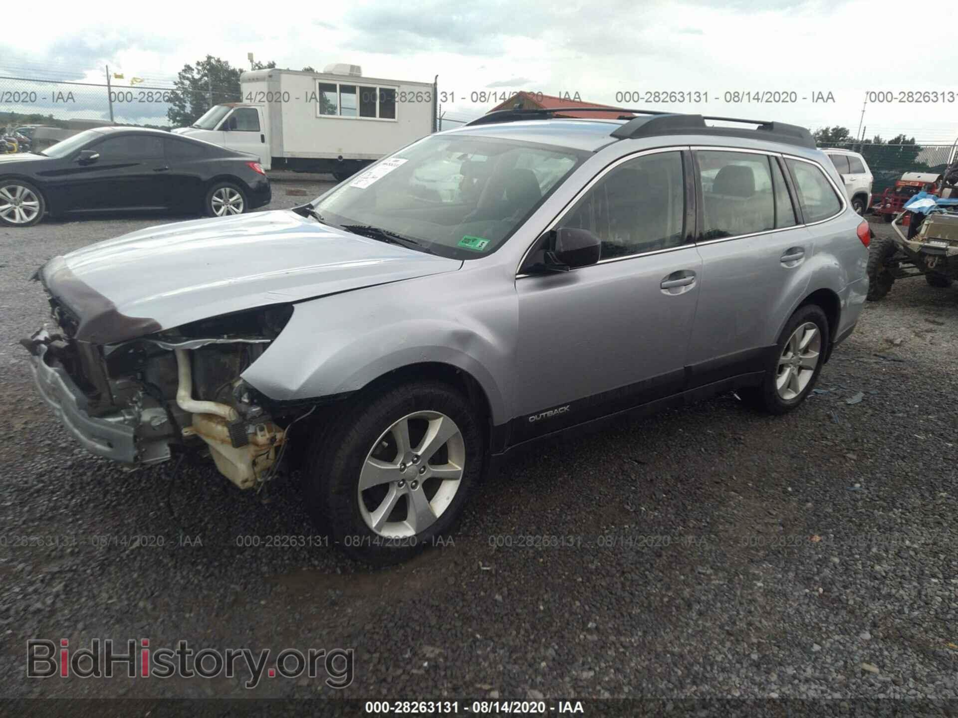 2014 SUBARU OUTBACK - VIN: 4S4BRBAC1E3215858 - Фото 2