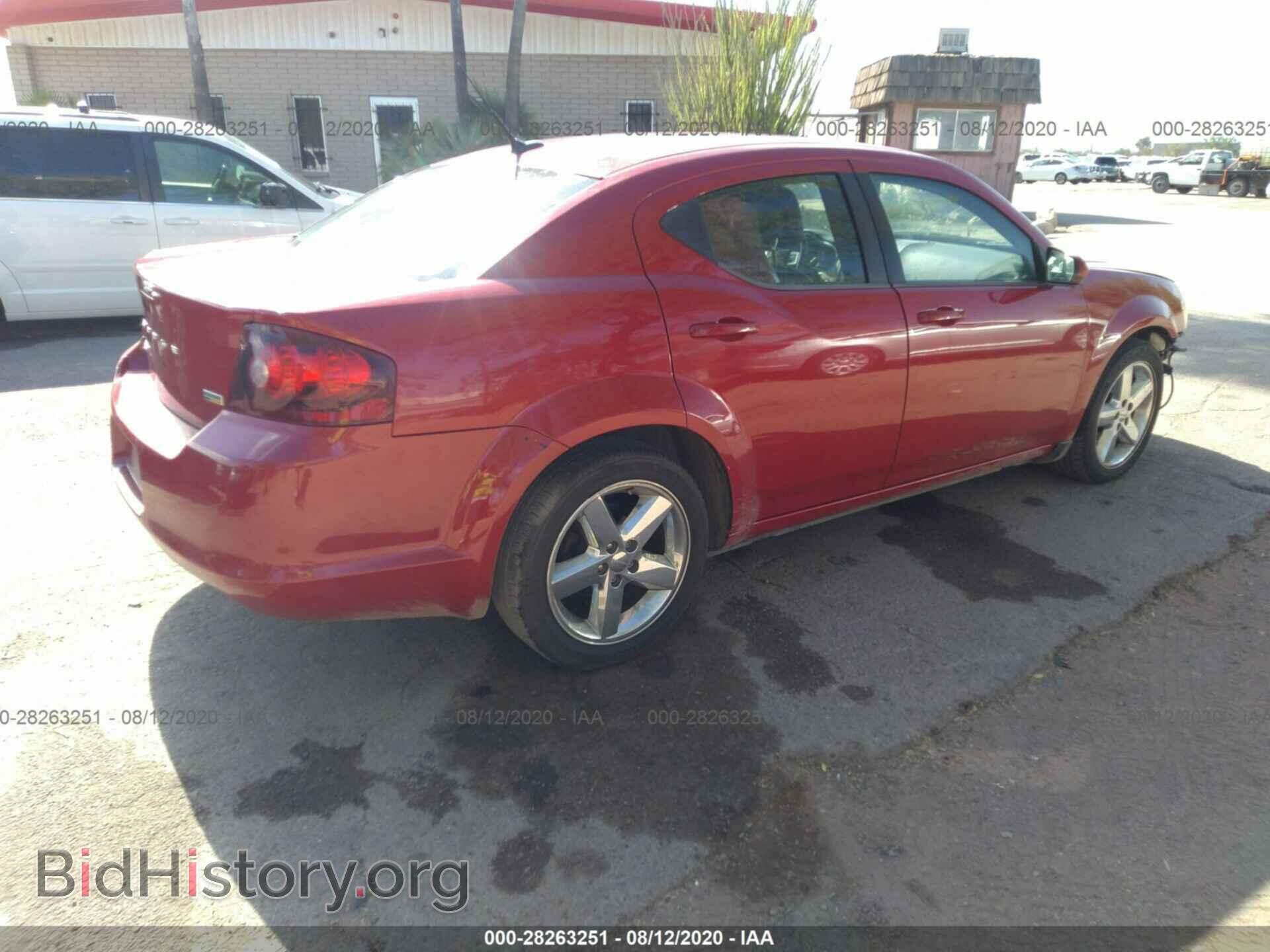 2011 DODGE AVENGER - VIN: 1B3BD2FGXBN526169 - Фото 4