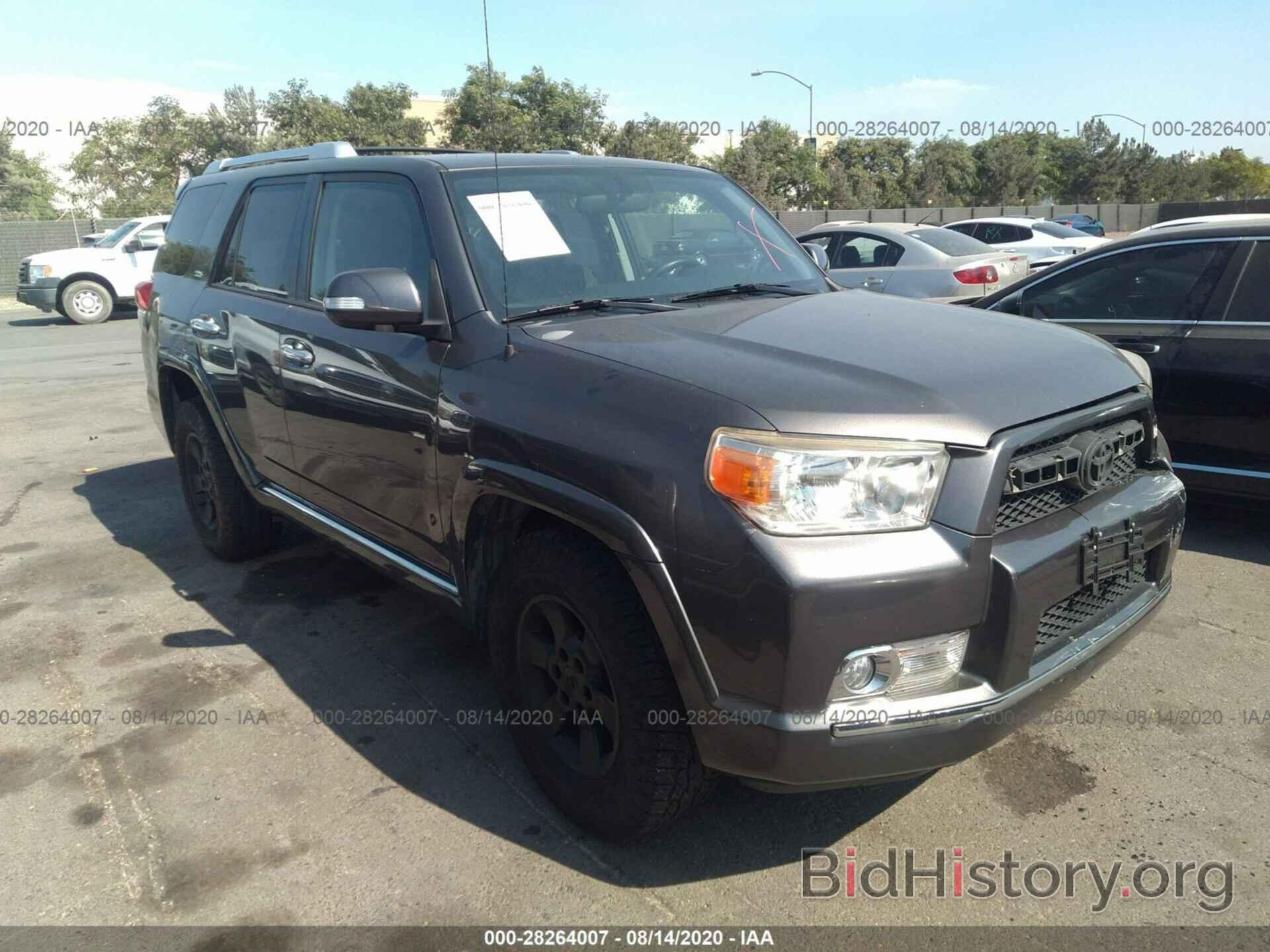 Фотография JTEZU5JR8B5031715 - TOYOTA 4RUNNER 2011