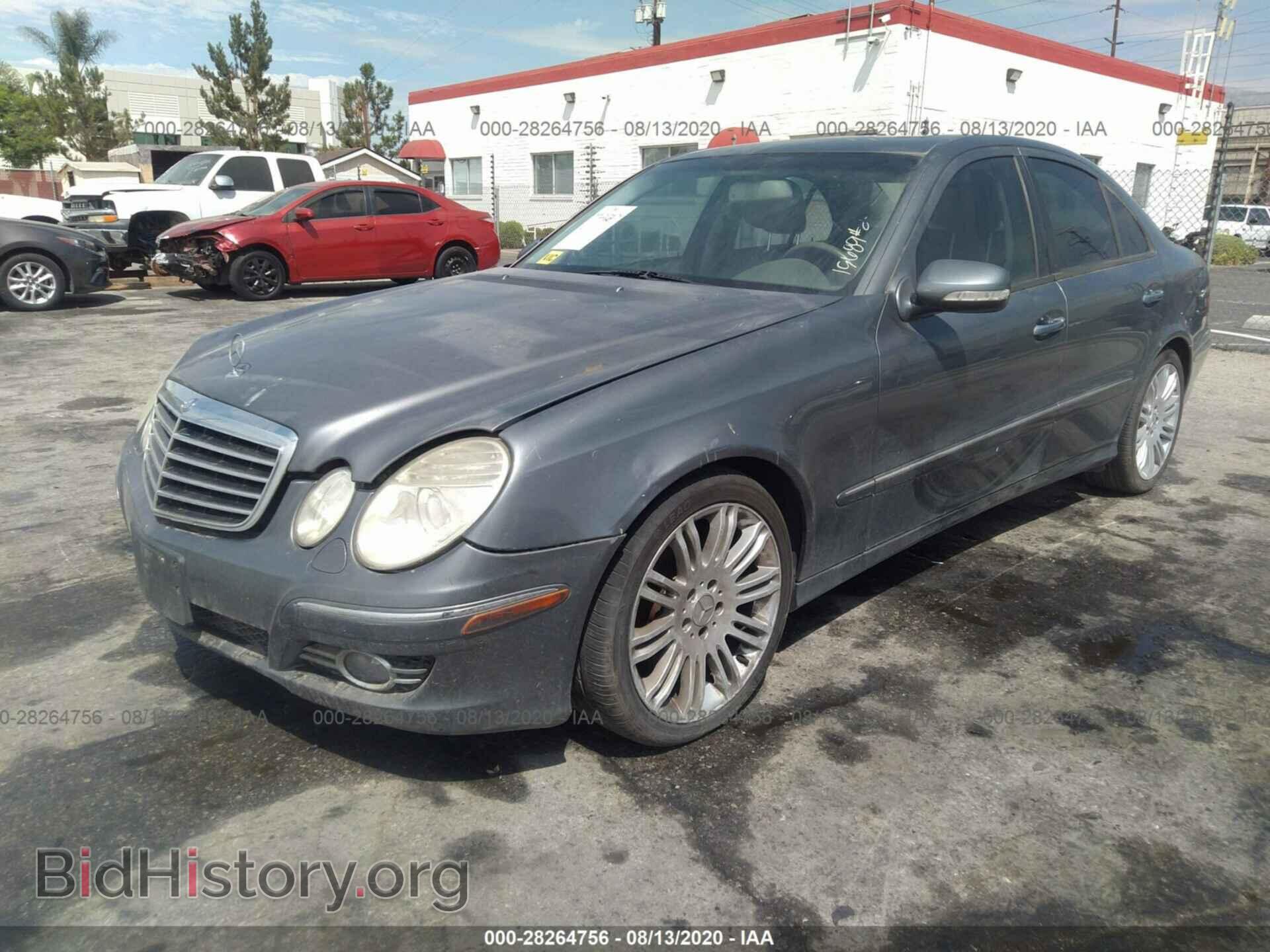 2007 MERCEDES-BENZ E-CLASS - VIN: WDBUF56X77B003721 - Photo 2