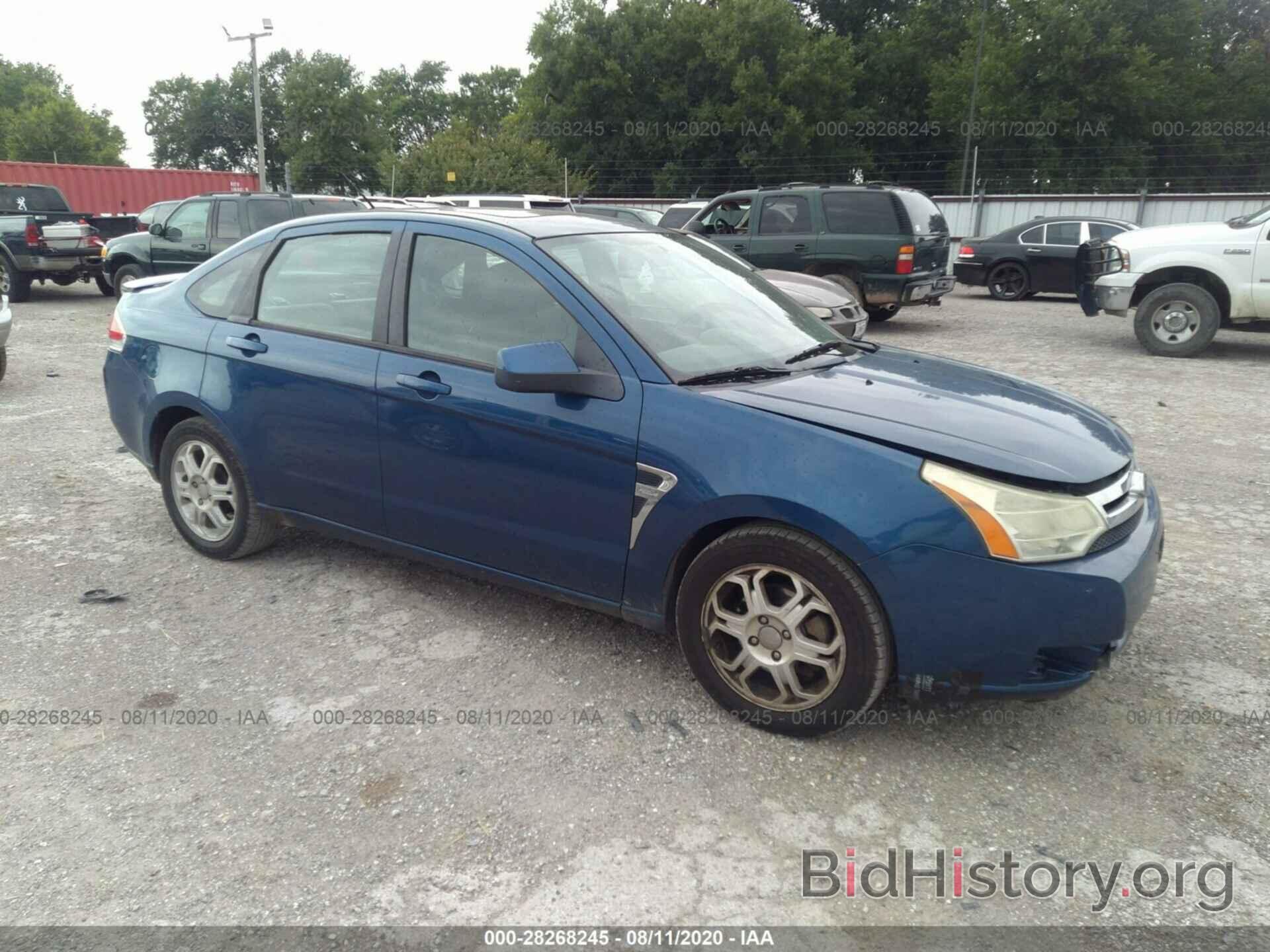 Photo 1FAHP35N58W282428 - FORD FOCUS 2008