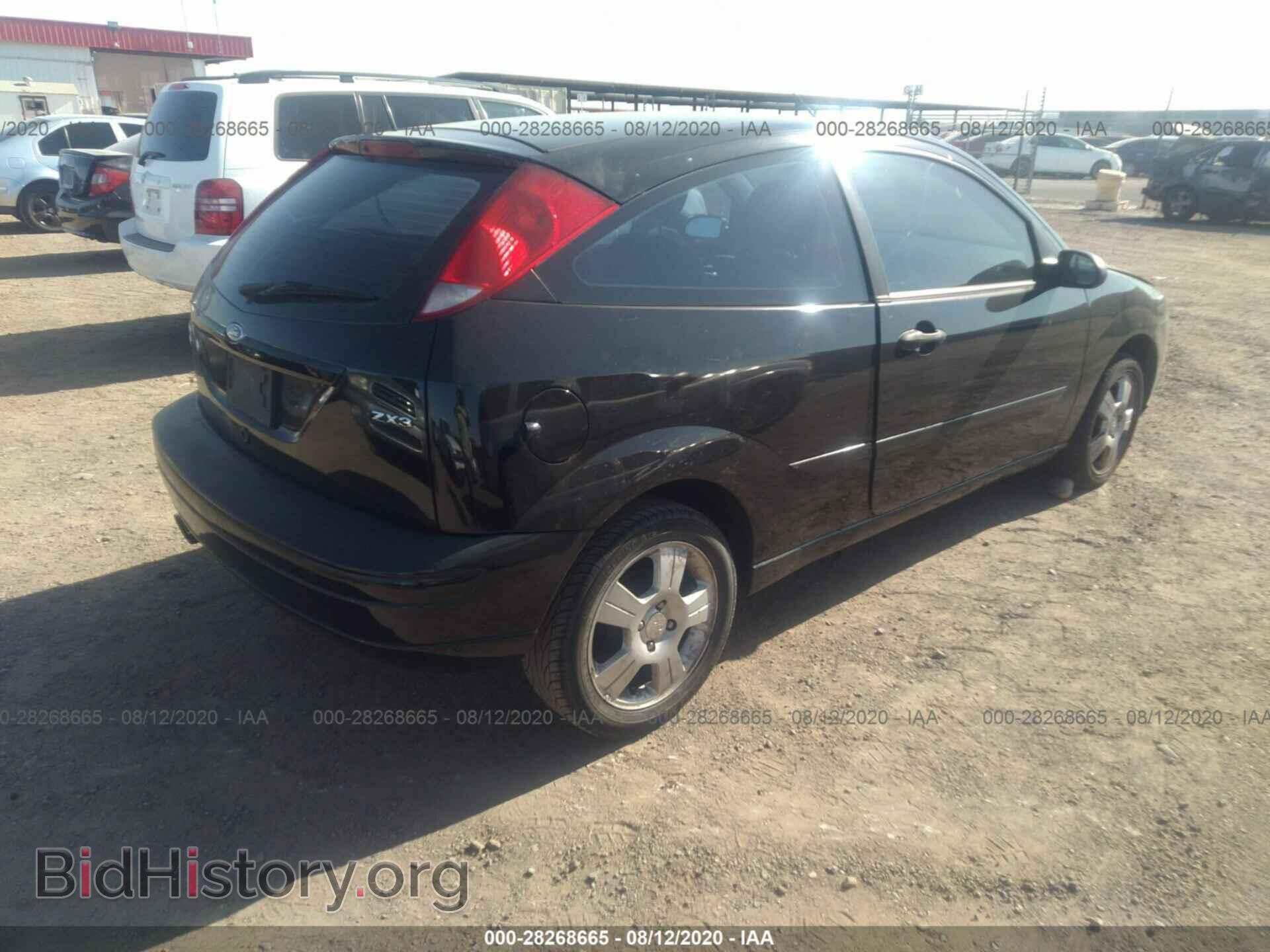 2005 FORD FOCUS - VIN: 3FAHP31N55R152282 - Фото 4