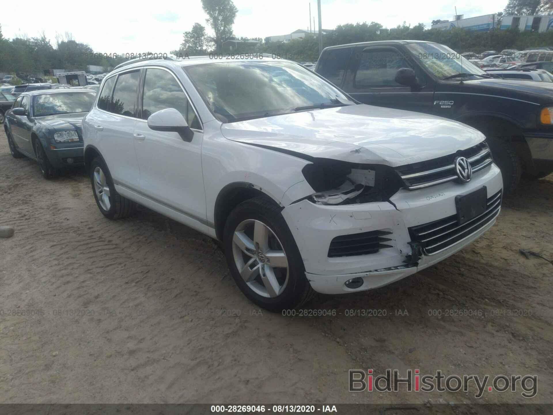 Фотография WVGEF9BP1CD007843 - VOLKSWAGEN TOUAREG 2012