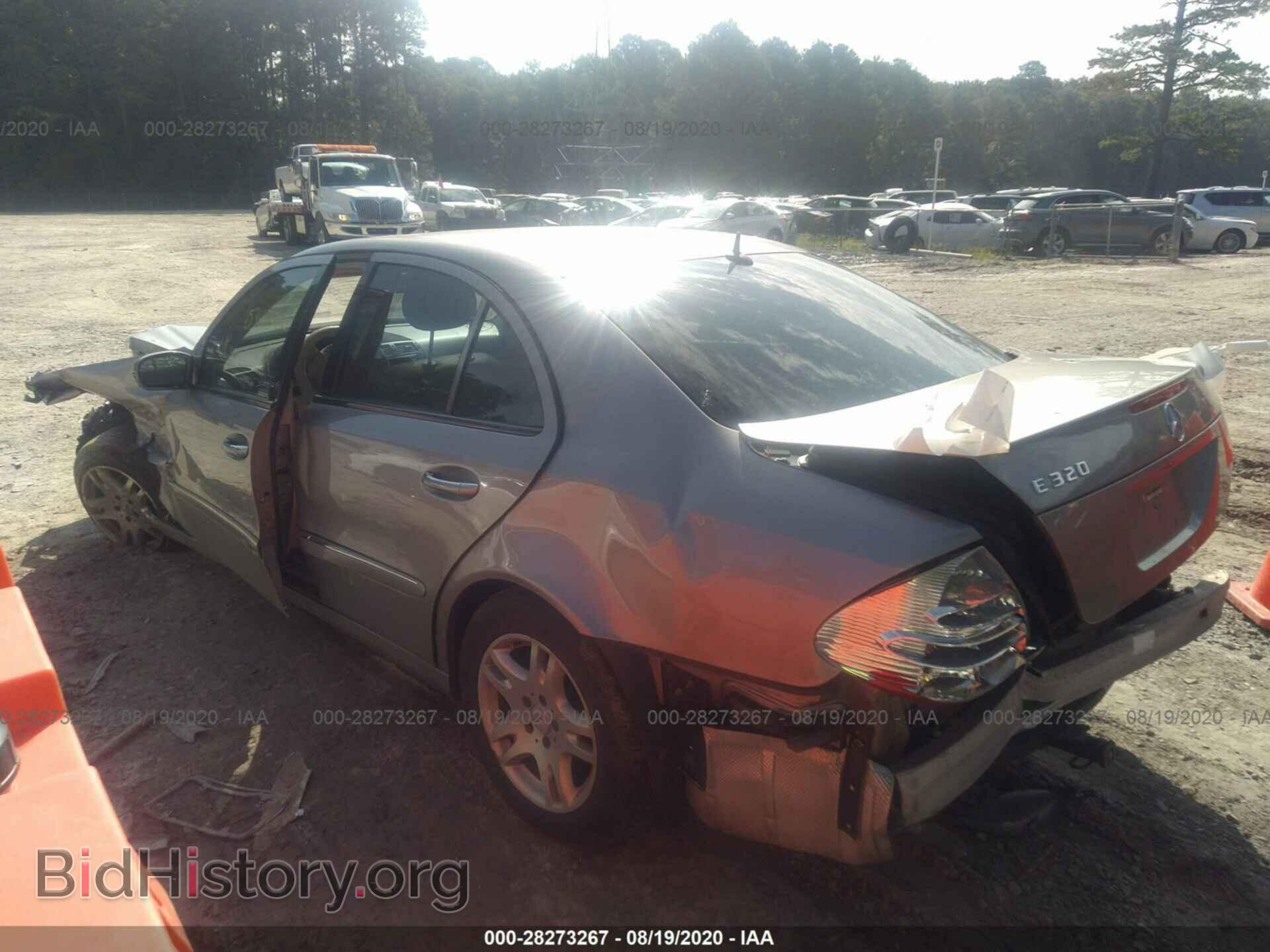 2003 MERCEDES-BENZ E-CLASS - VIN: WDBUF65JX3A338488 - Photo 3