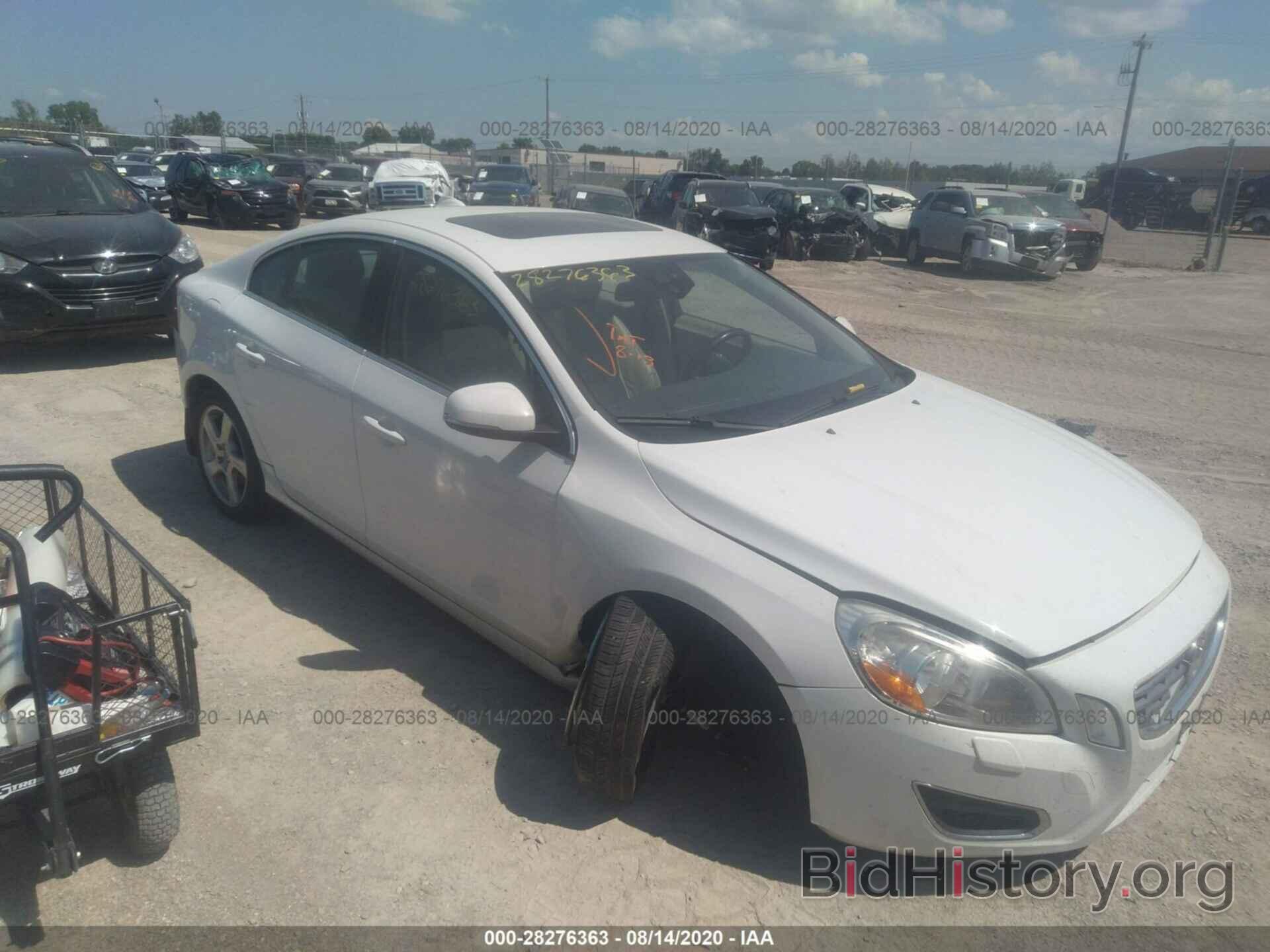 Photo YV1622FS4C2095139 - VOLVO S60 2012