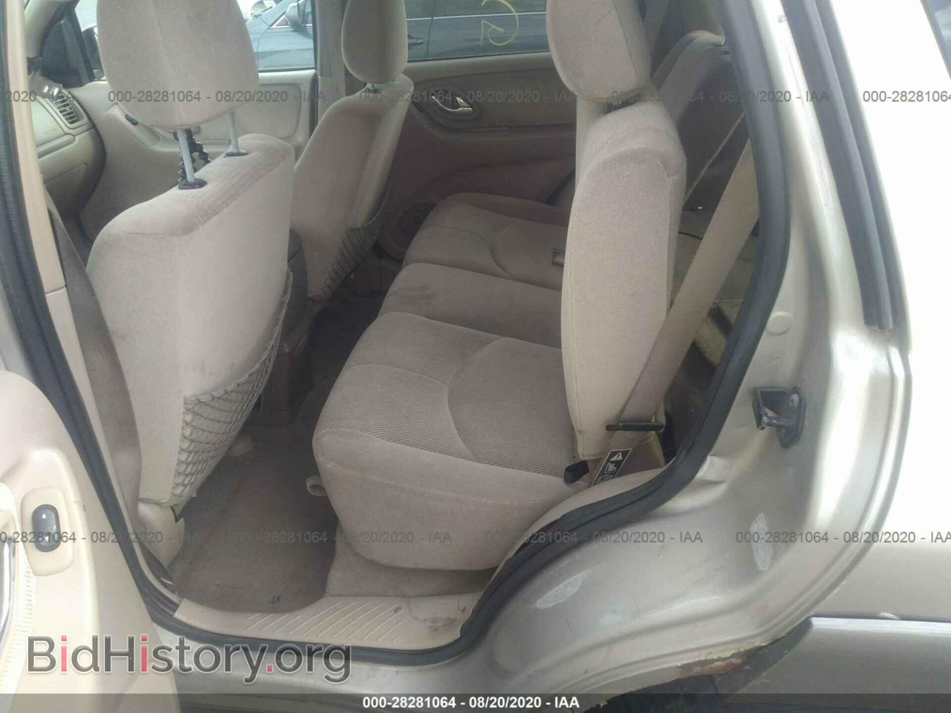 2002 MAZDA TRIBUTE - VIN: 4F2YU08162KM01533 - Photo 8