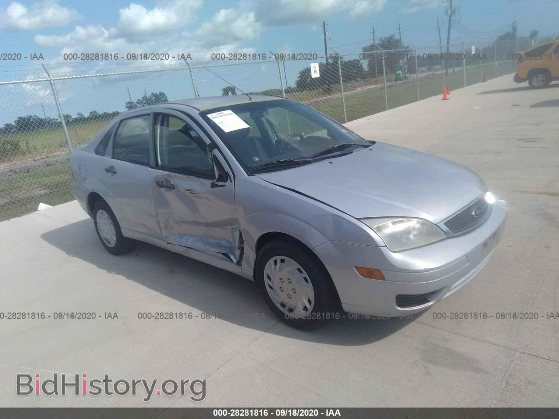 2007 FORD FOCUS - VIN: 1FAFP34NX7W208901 - Фото 12