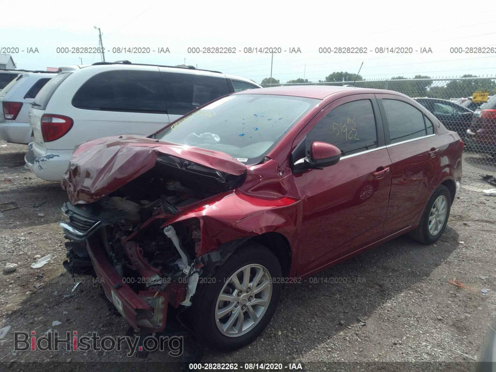 2018 CHEVROLET SONIC - VIN: 1G1JD5SH1J4102080 - Фото 2
