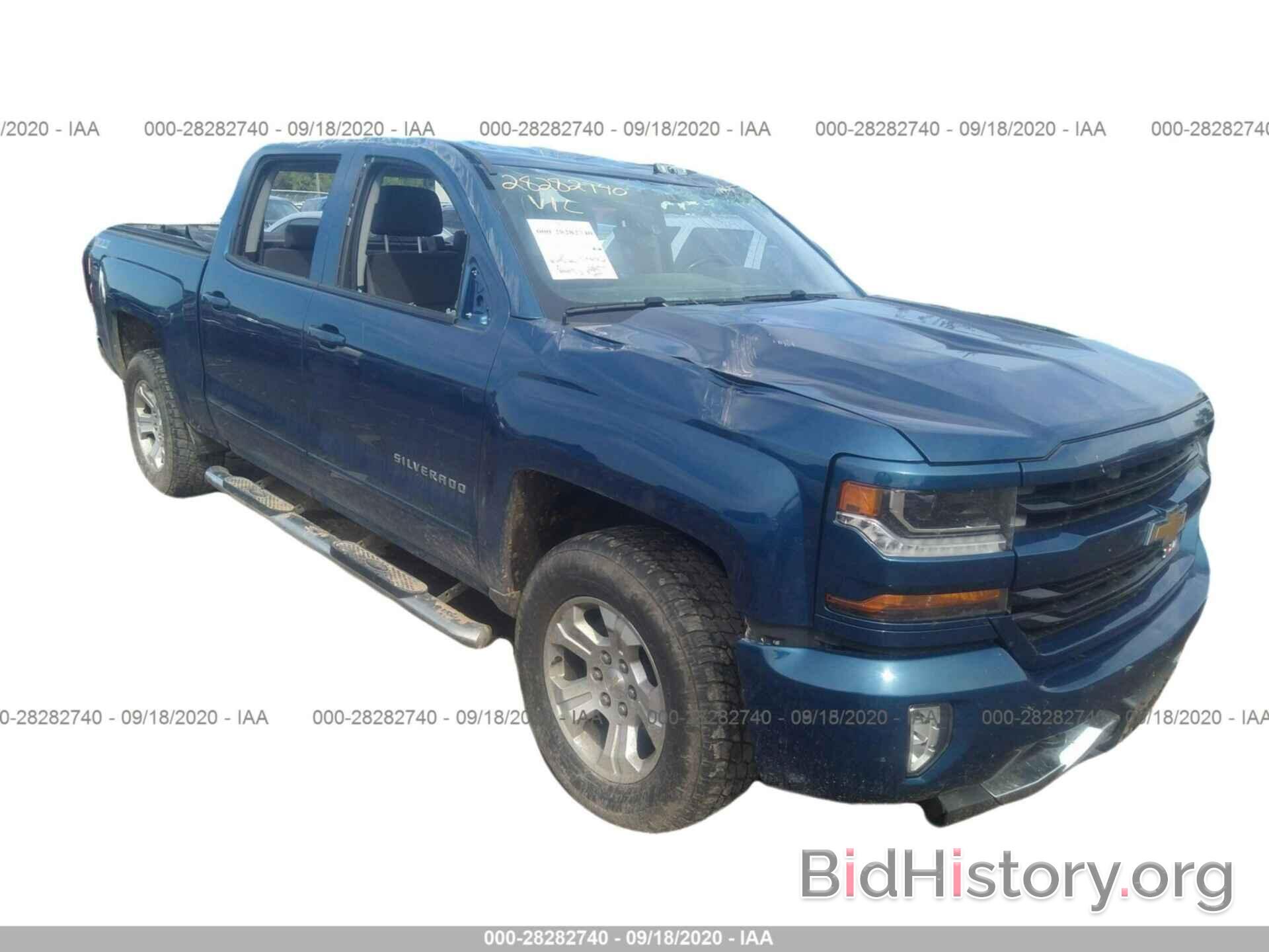 Photo 3GCUKREC4HG136769 - CHEVROLET SILVERADO 1500 2017