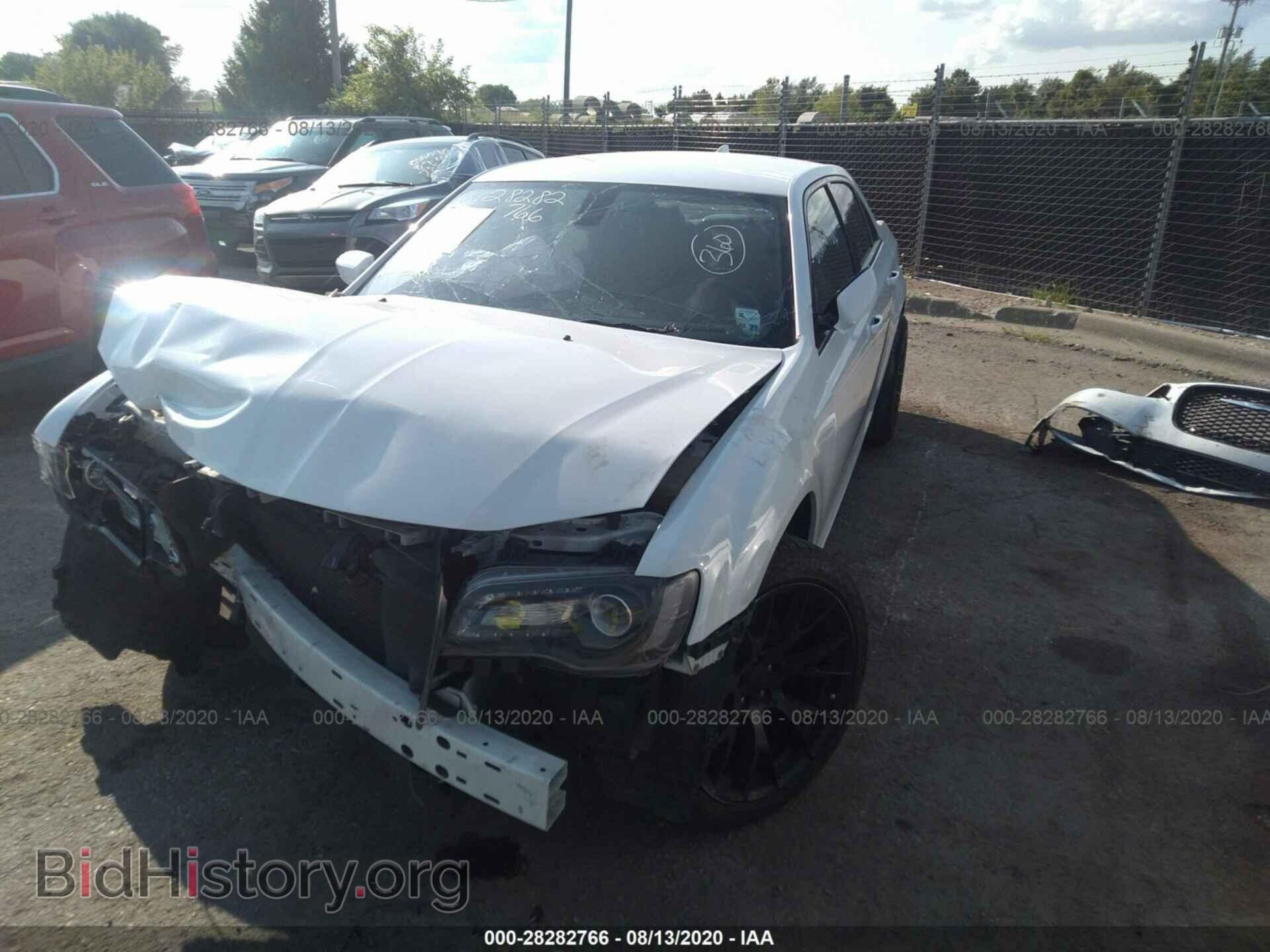 2016 CHRYSLER 300 - VIN: 2C3CCAGG7GH282709 - Фото 2