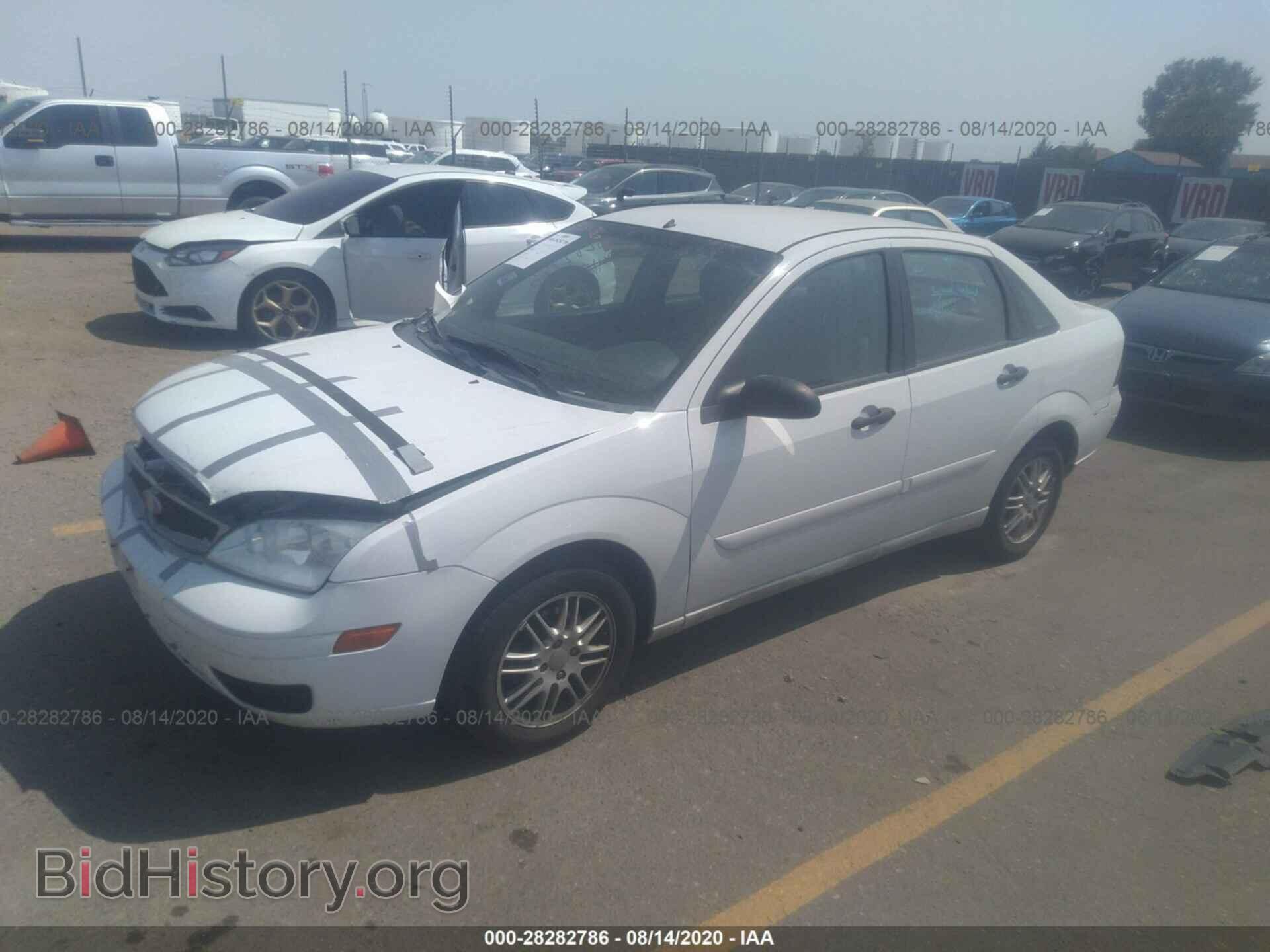 2007 FORD FOCUS - VIN: 1FAFP34NX7W301756 - Фото 2
