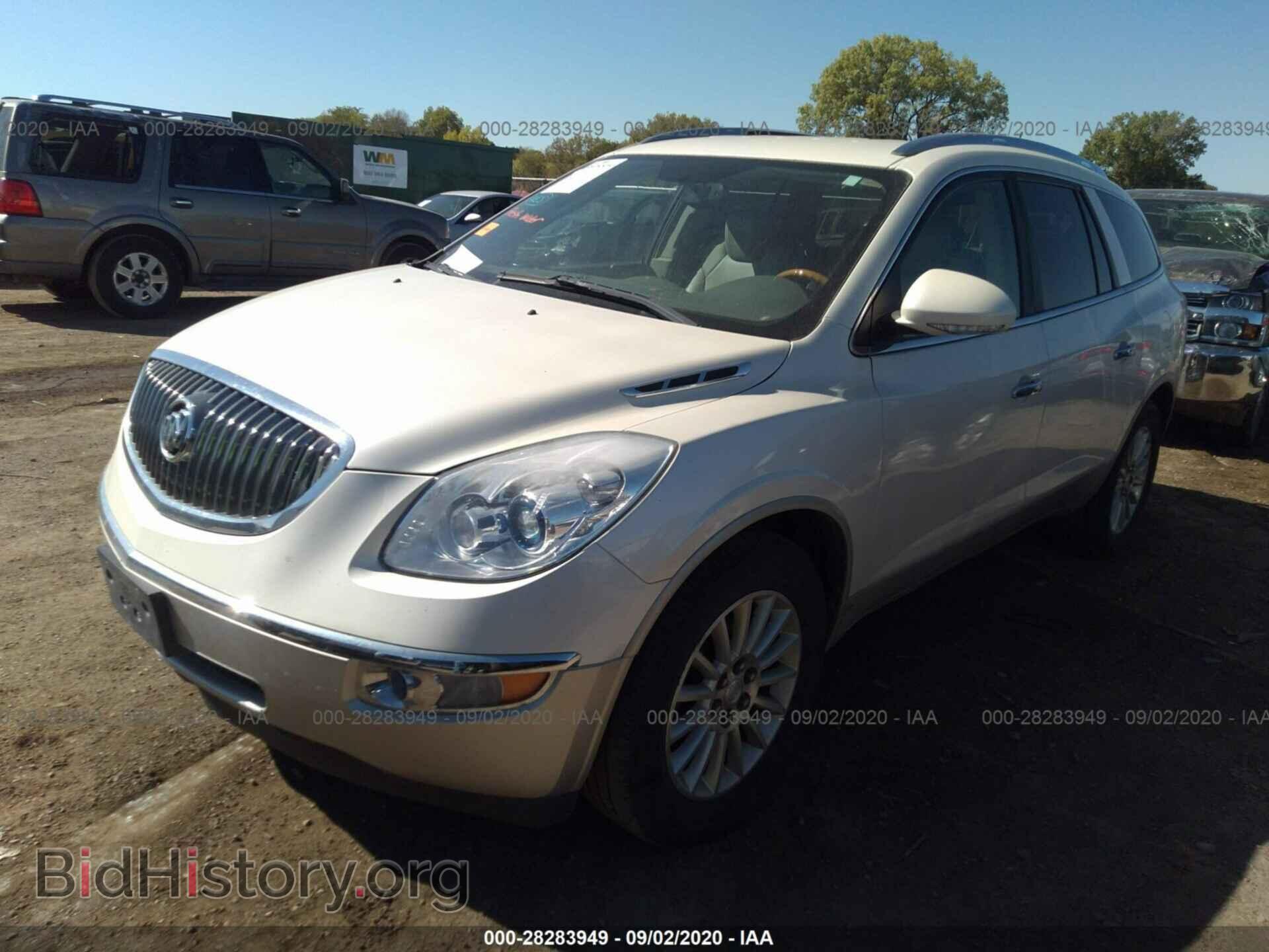 2008 BUICK ENCLAVE - VIN: 5GAEV237X8J111464 - Фото 2