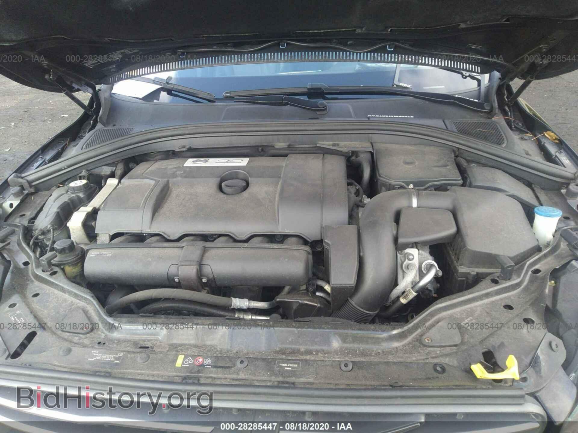 2014 VOLVO XC60 - VIN: YV4952DL4E2525323 - Фото 10