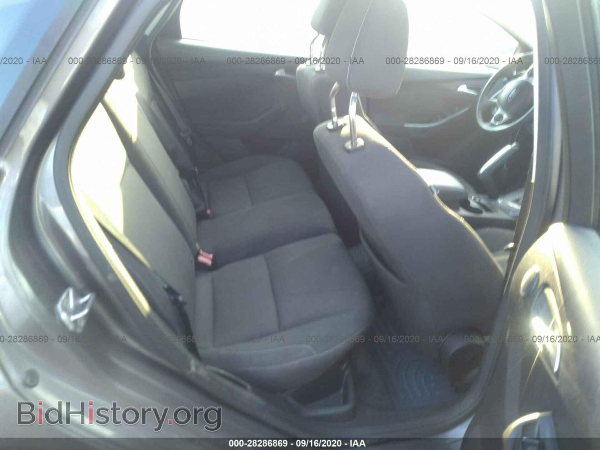2012 FORD FOCUS - VIN: 1FAHP3J22CL284370 - Photo 8