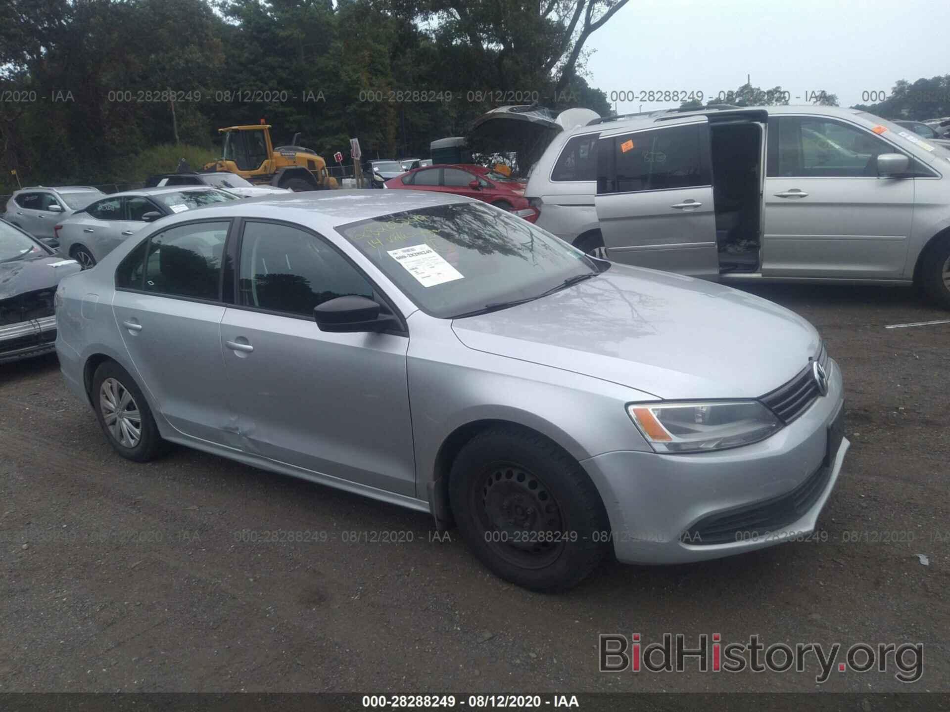 Photo 3VW2K7AJXEM216913 - VOLKSWAGEN JETTA SEDAN 2014