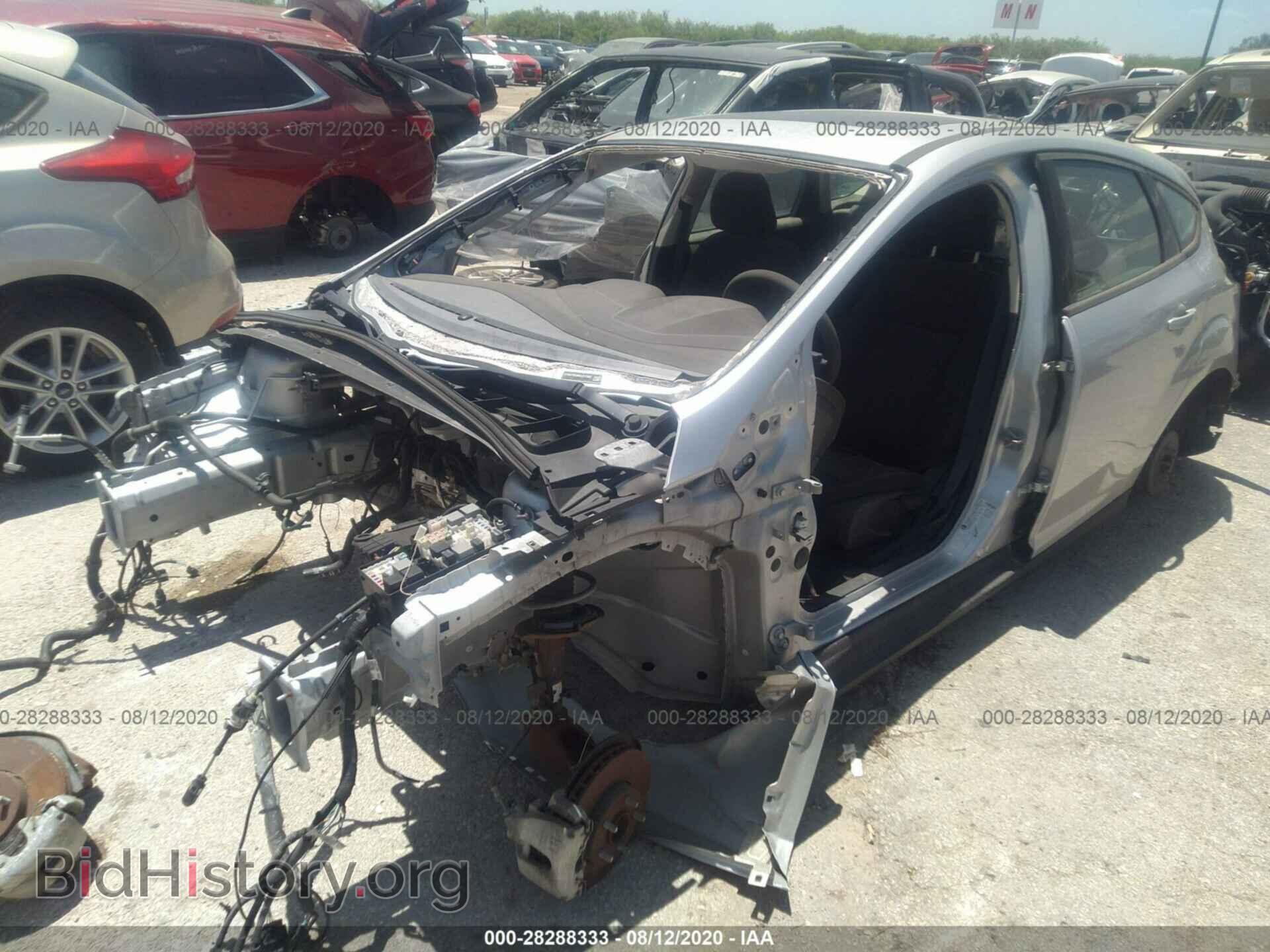 2016 FORD FOCUS - VIN: 1FADP3K20GL217592 - Фото 2