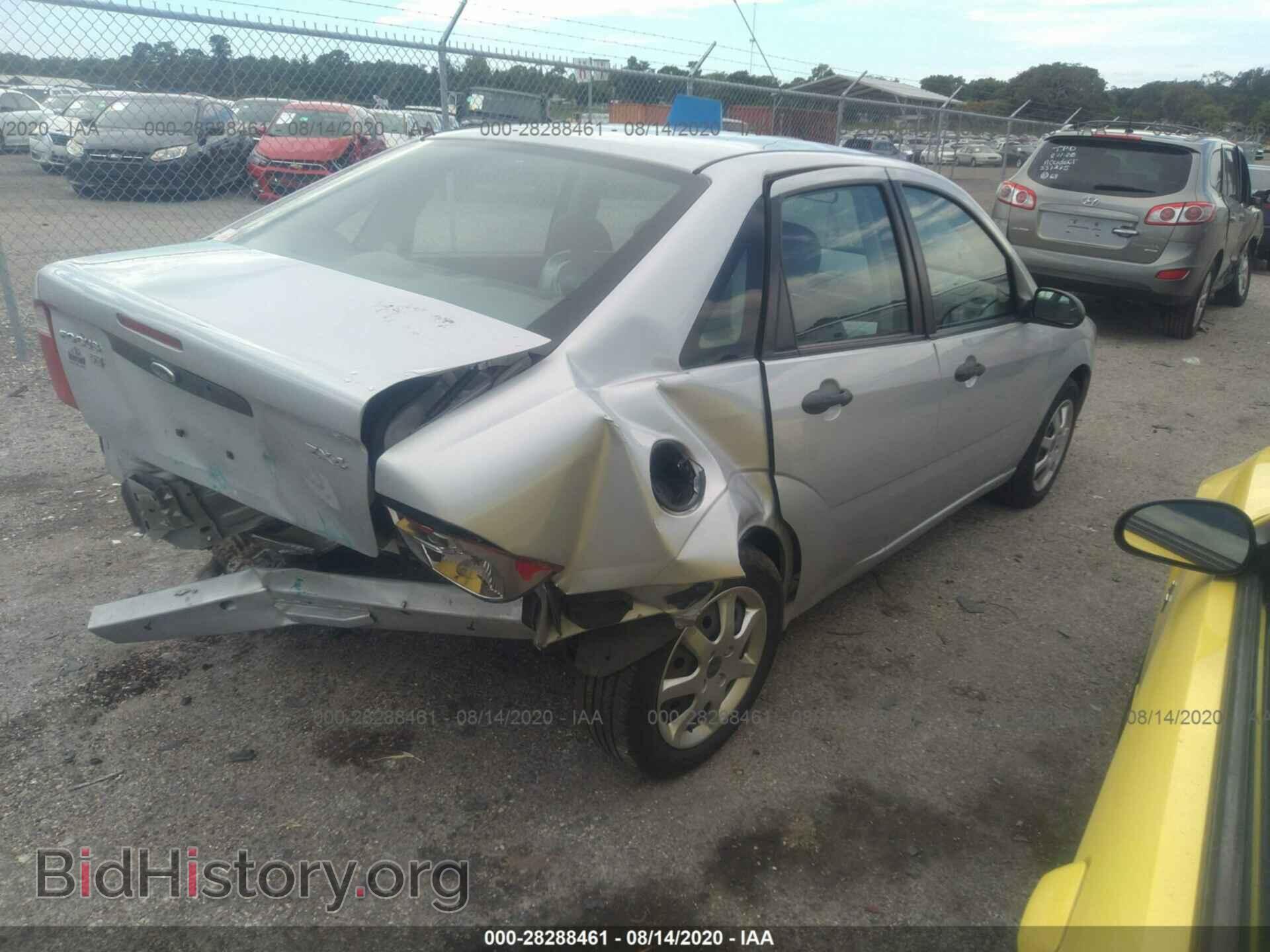 2005 FORD FOCUS - VIN: 1FAFP34N05W269199 - Фото 4