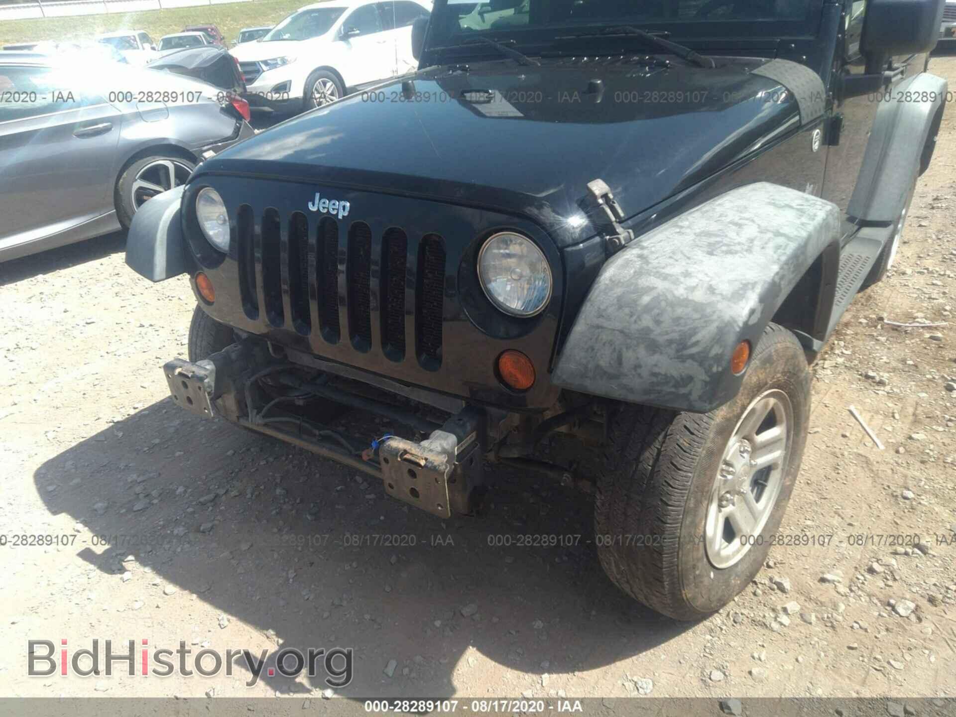 2011 JEEP WRANGLER - VIN: 1J4AA2D18BL519941 - Фото 6
