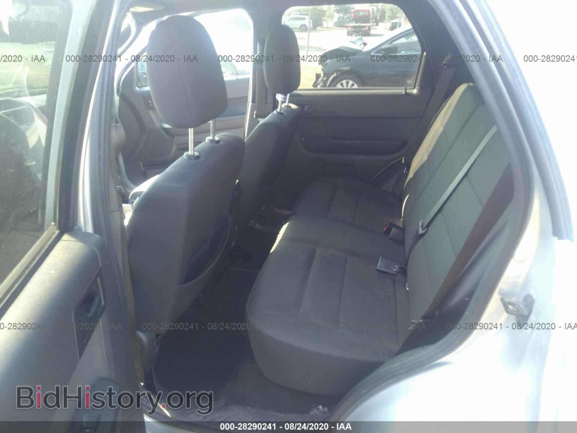 2011 FORD ESCAPE - VIN: 1FMCU9DG8BKC61943 - Photo 8