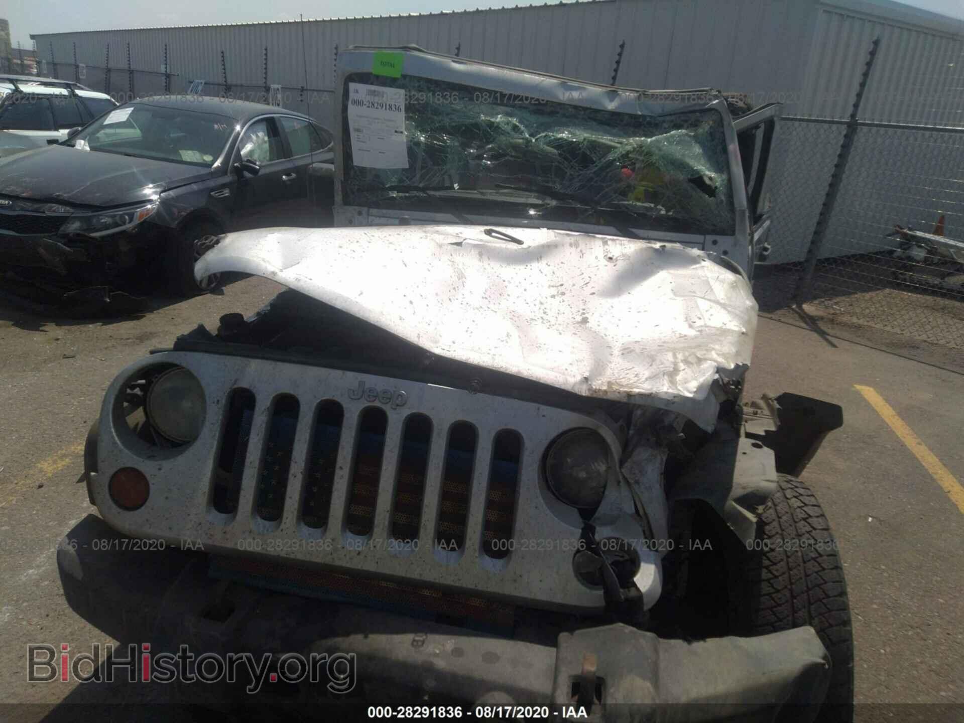 2011 JEEP WRANGLER - VIN: 1J4AA2D15BL533005 - Фото 6