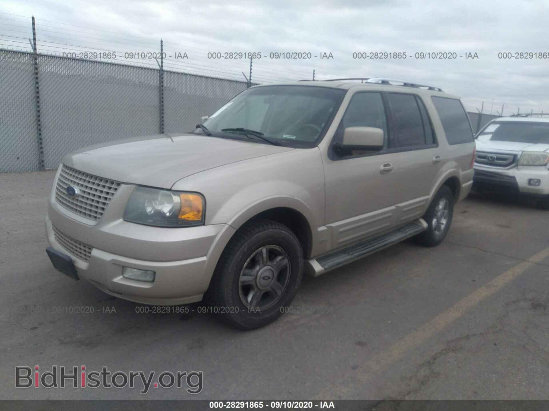 2006 FORD EXPEDITION - VIN: 1FMPU20526LA91382 - Фото 2