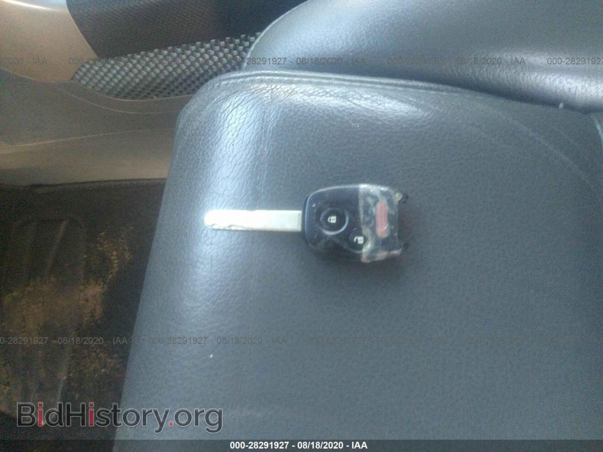 2006 HONDA PILOT - VIN: 2HKYF185X6H534772 - Фото 11