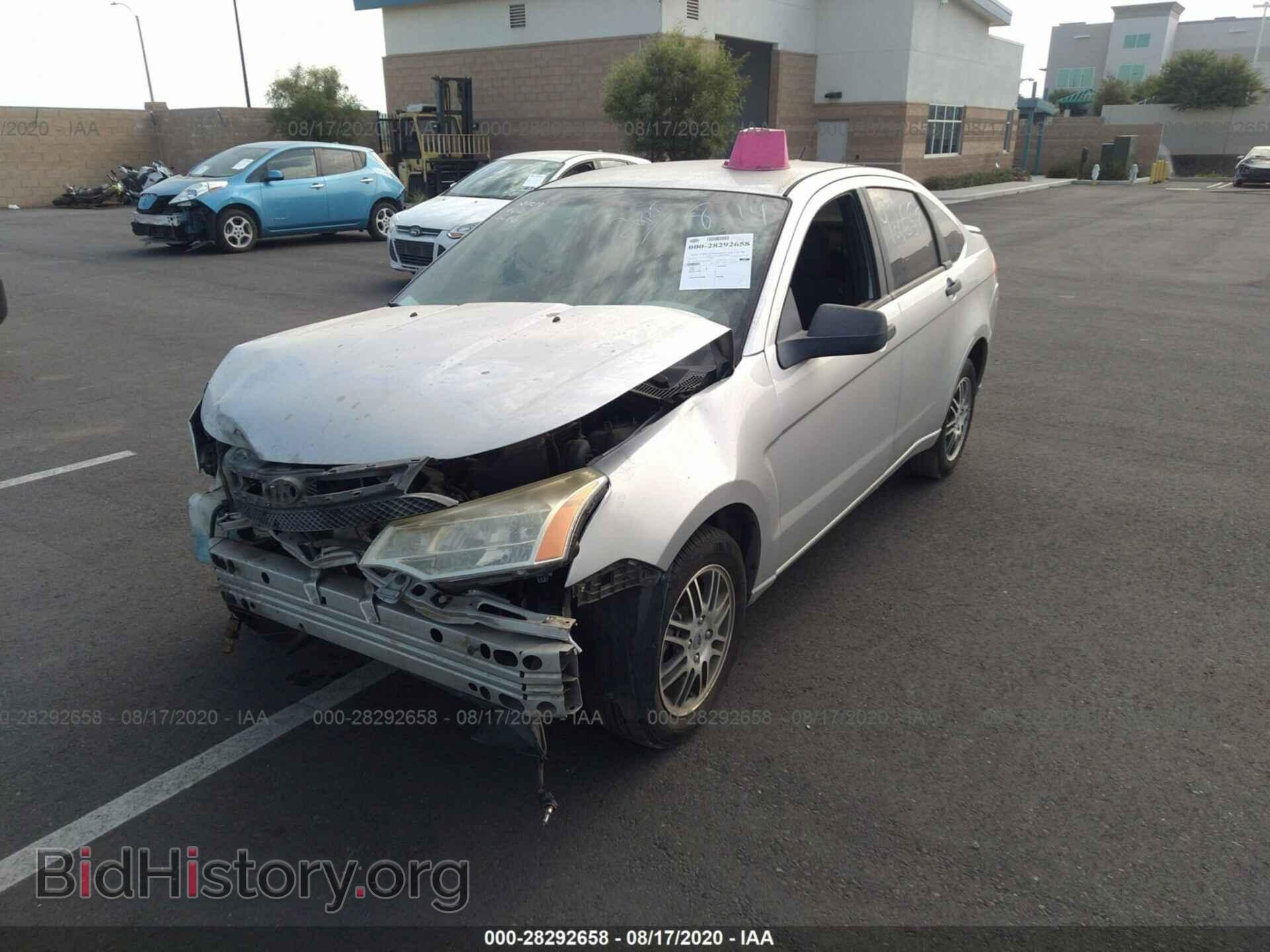 2011 FORD FOCUS - VIN: 1FAHP3FN4BW198672 - Фото 2