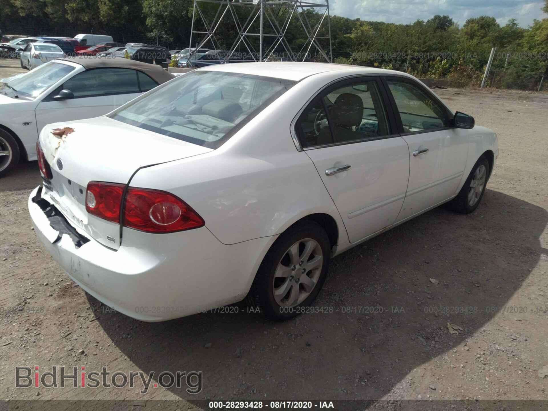 2007 KIA OPTIMA - VIN: KNAGE123X75103420 - Фото 4
