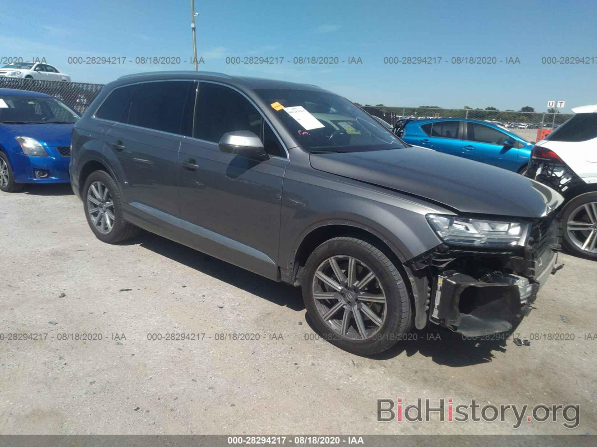 Photo WA1LAAF77JD027043 - AUDI Q7 2018