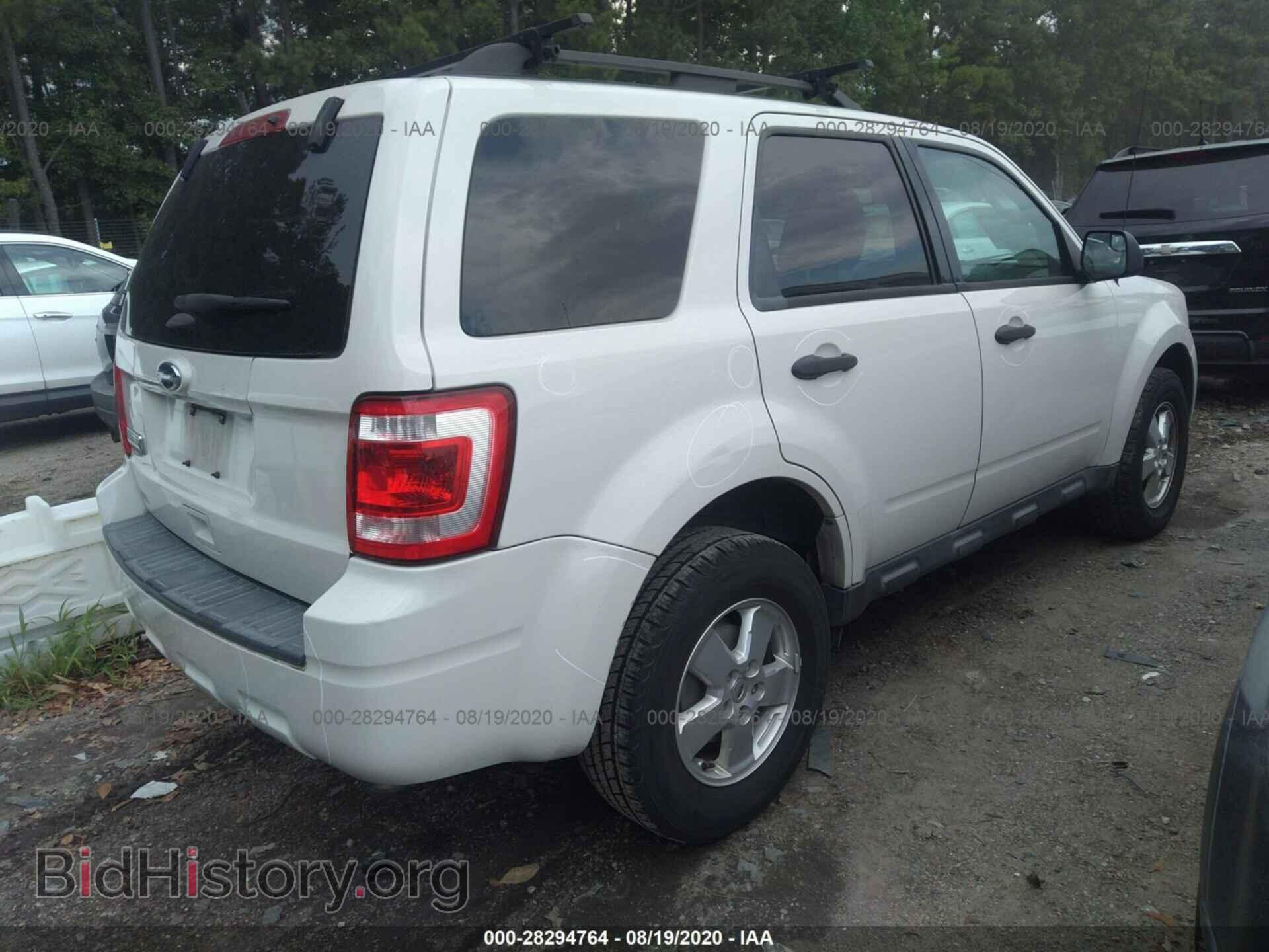 2011 FORD ESCAPE - VIN: 1FMCU0D76BKB47418 - Photo 4