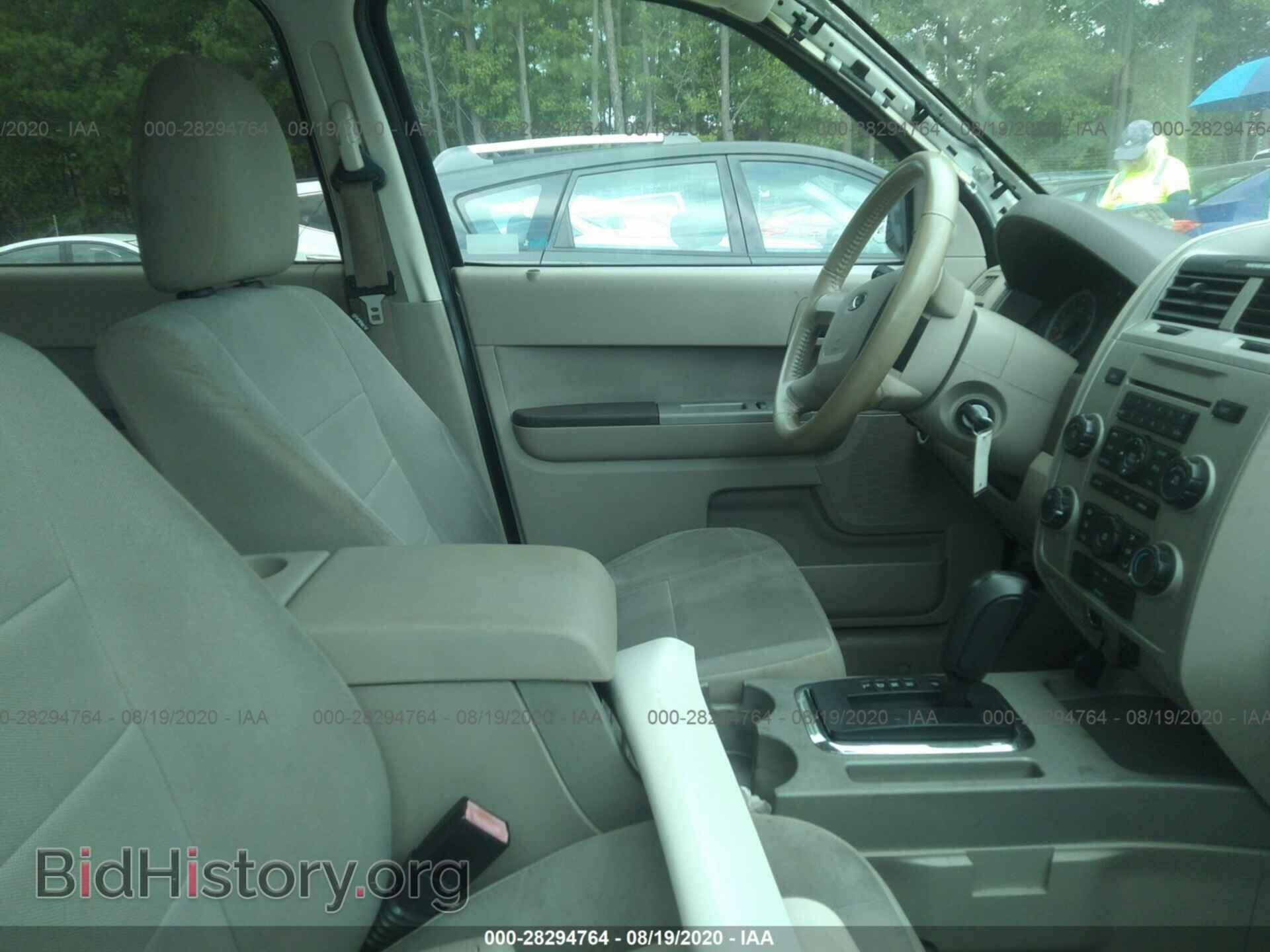 2011 FORD ESCAPE - VIN: 1FMCU0D76BKB47418 - Photo 5