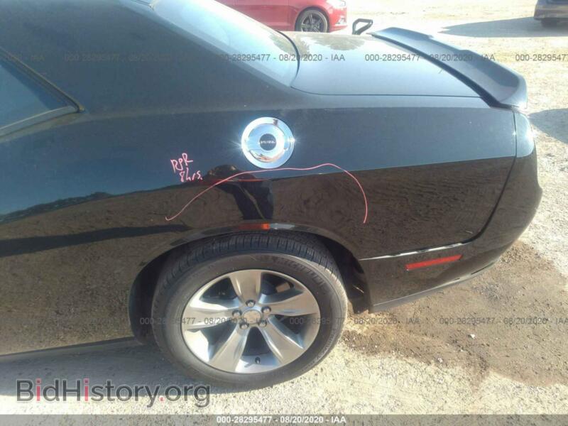 2019 Dodge CHALLENGER (VIN 2C3CDZAG6KH705504) — photo 6 of 11