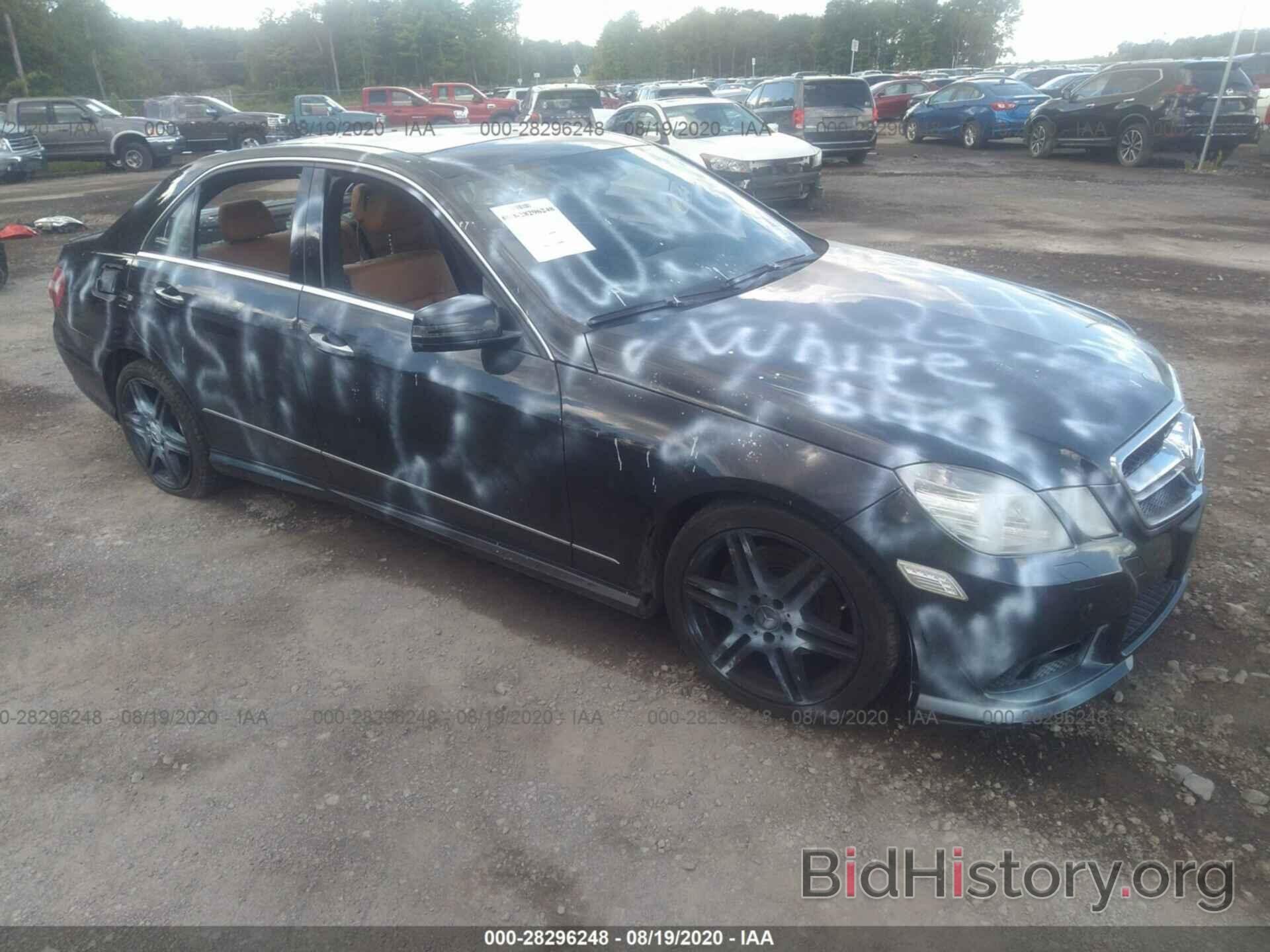 Photo WDDHF8HB8BA277150 - MERCEDES-BENZ E-CLASS 2011