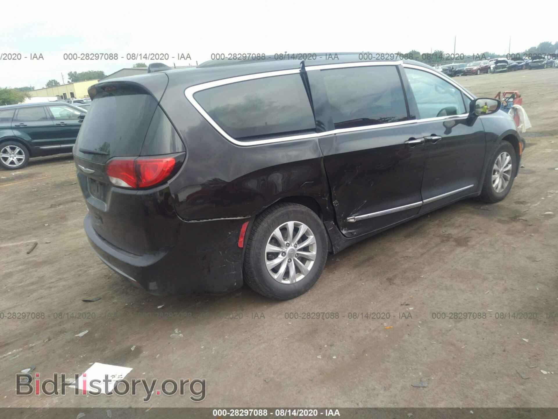 2017 CHRYSLER PACIFICA - VIN: 2C4RC1BG1HR687862 - Photo 4