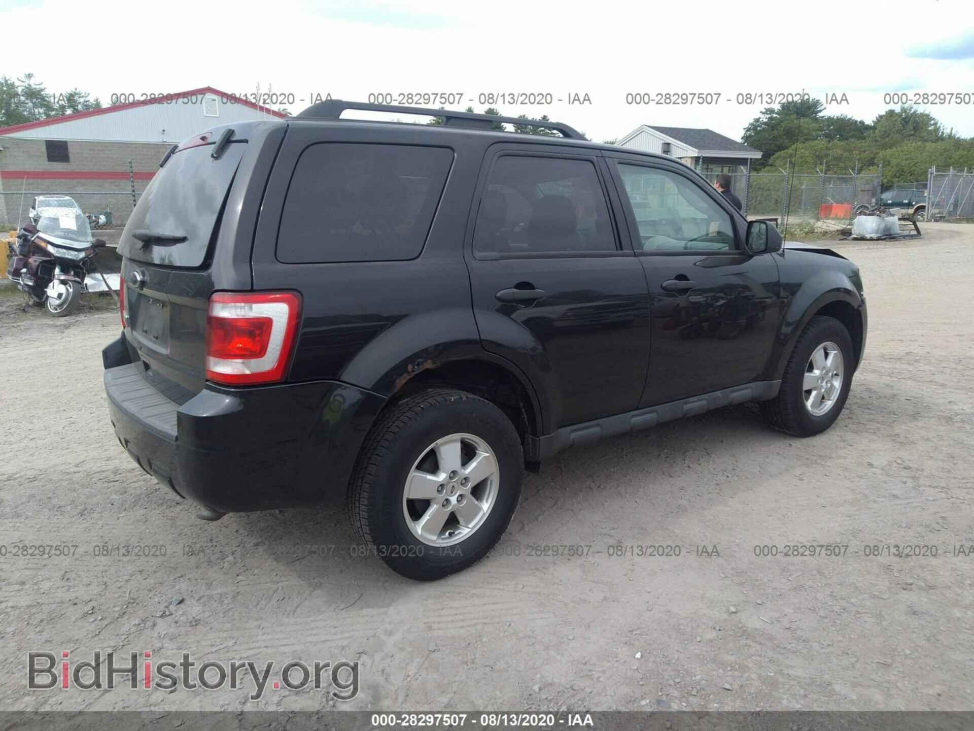 2011 FORD ESCAPE - VIN: 1FMCU0D75BKA30638 - Фото 4