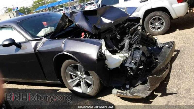 2019 Dodge CHALLENGER (VIN 2C3CDZAG5KH694110) — photo 5 of 12