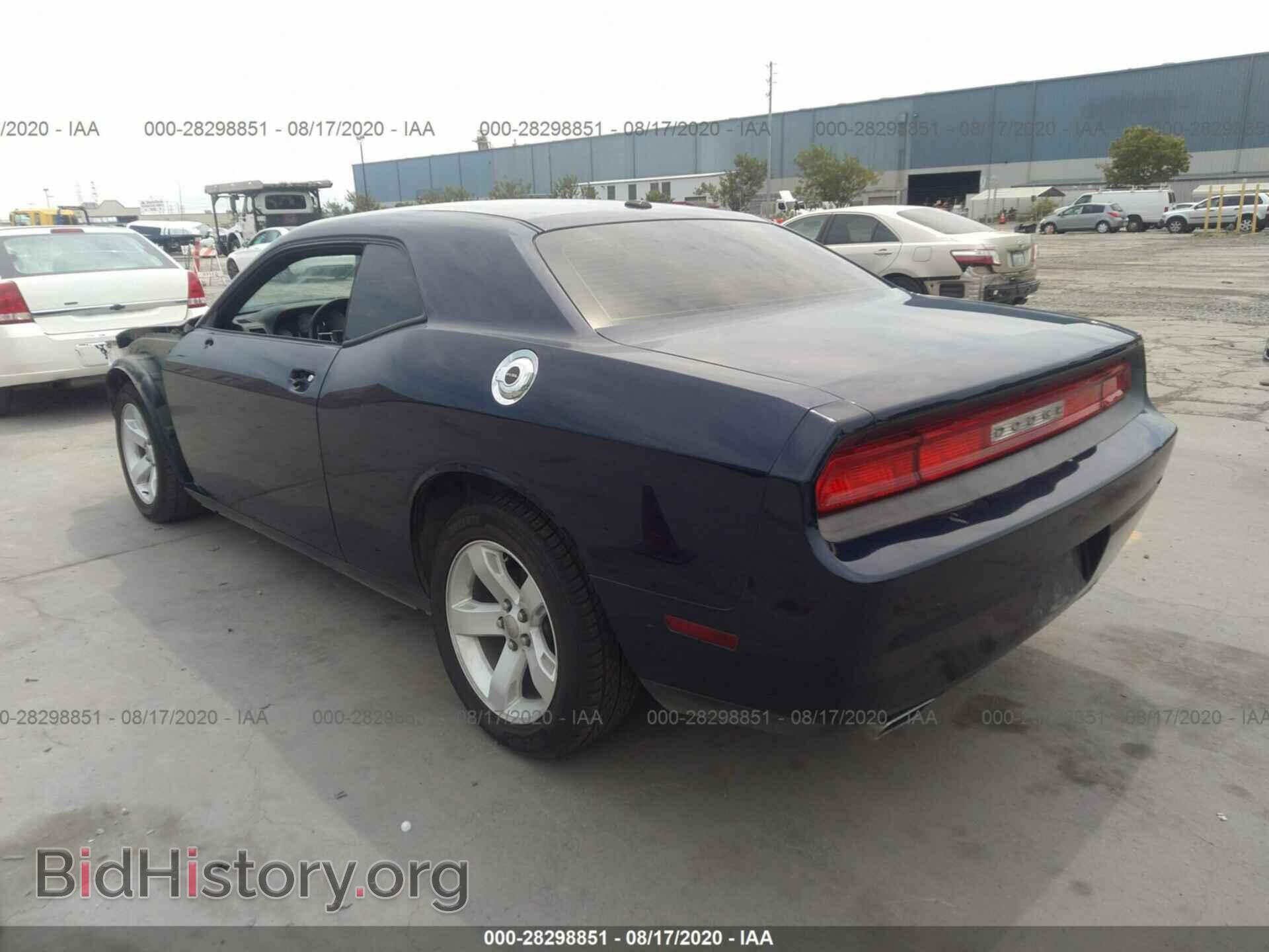 2014 DODGE CHALLENGER - VIN: 2C3CDYAG0EH172564 - Фото 3