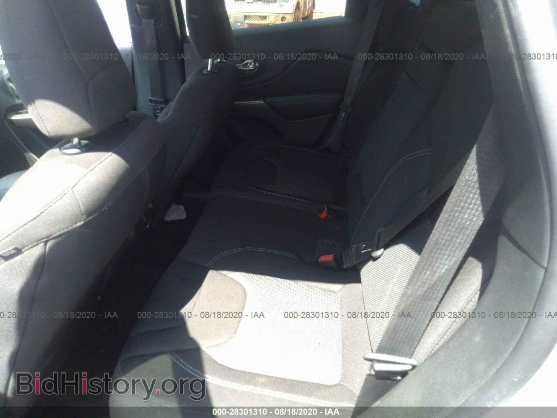 2019 JEEP CHEROKEE - VIN: 1C4PJLCB6KD160499 - Фото 8
