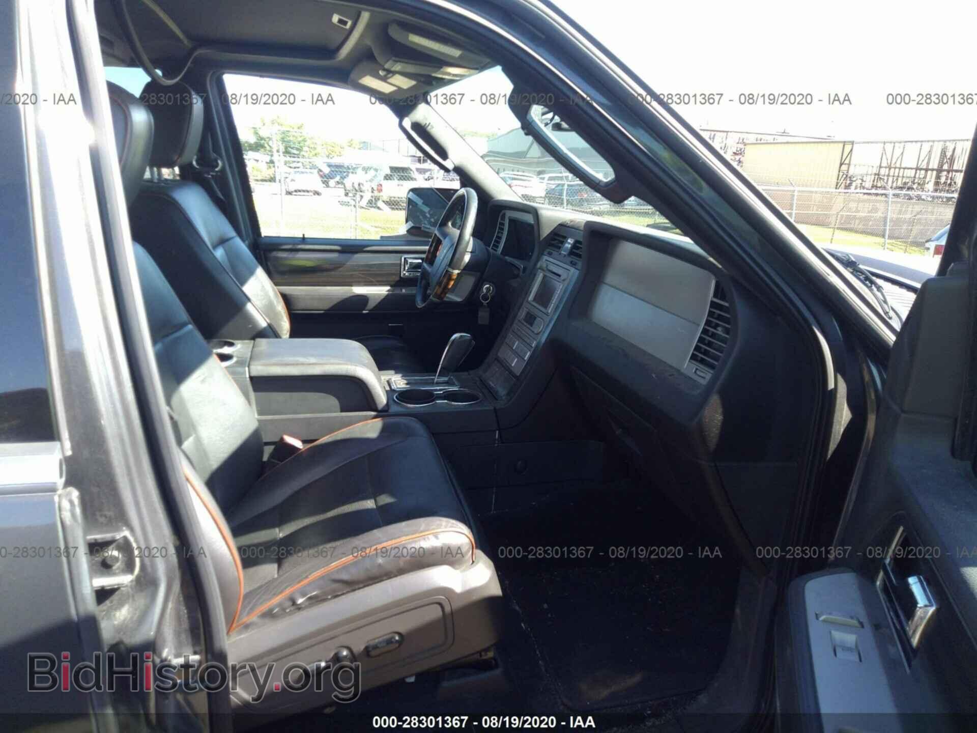2007 LINCOLN NAVIGATOR - VIN: 5LMFU28577LJ01452 - Фото 5